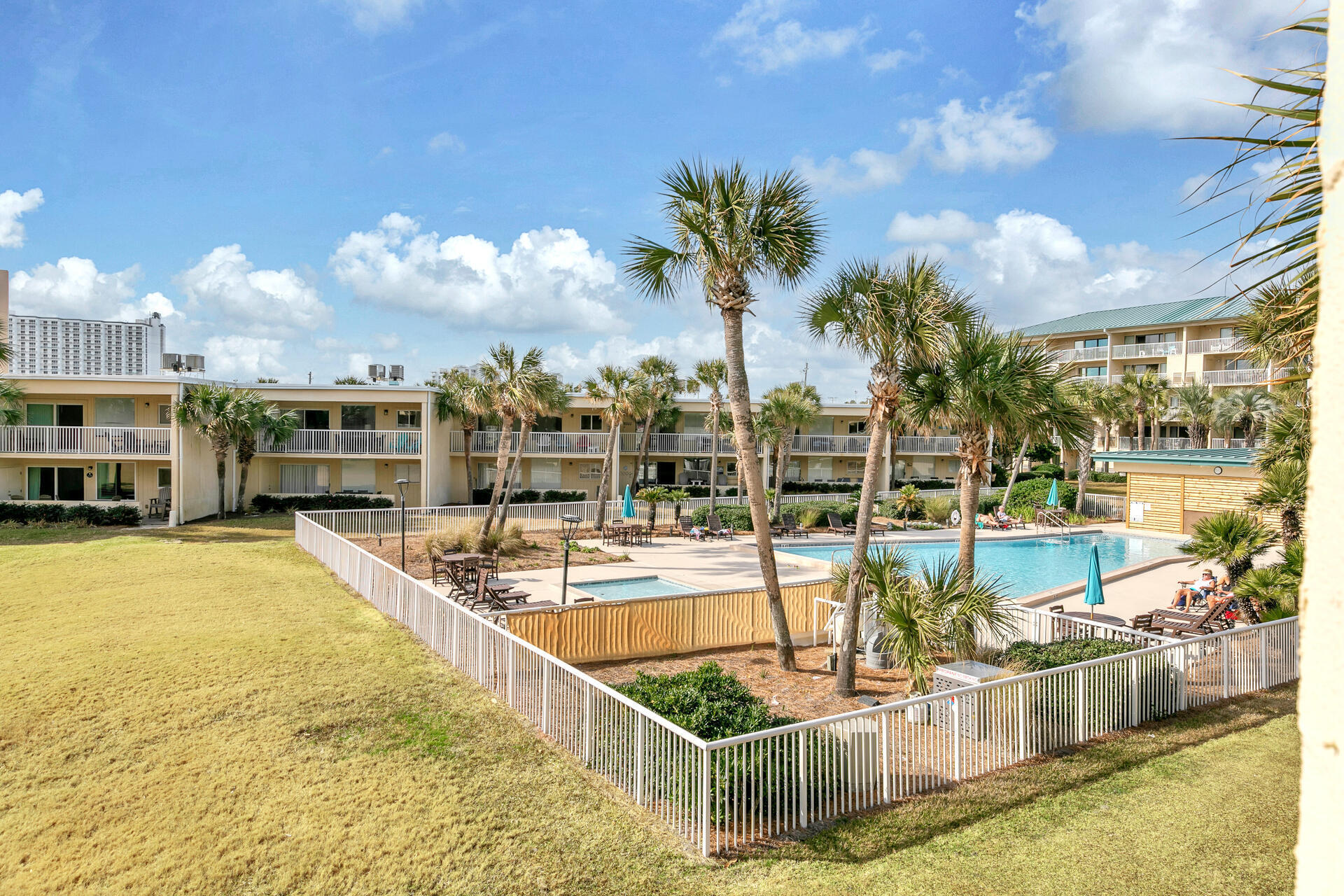 SILVER DUNES CONDO - Residential
