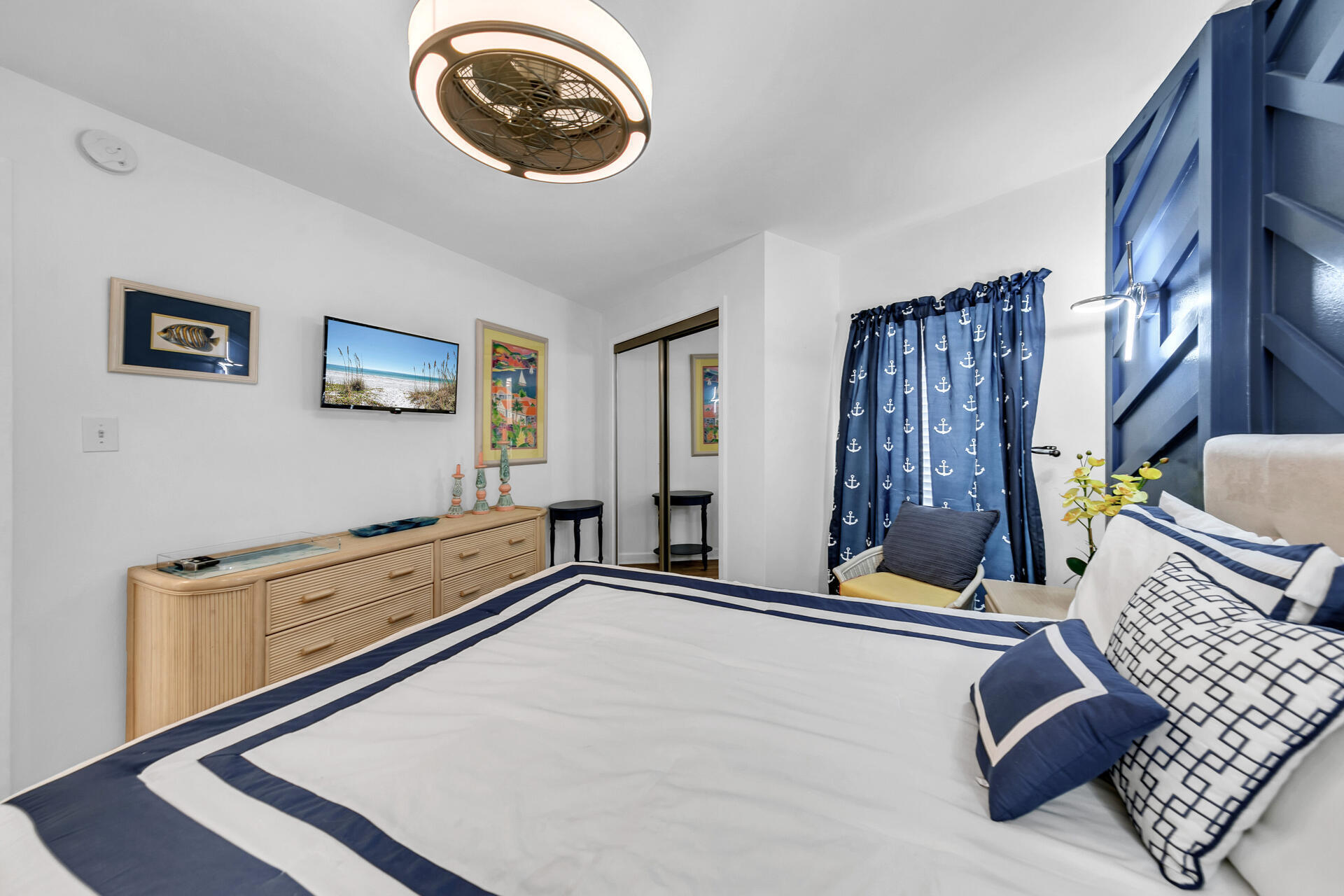 SILVER DUNES CONDO - Residential