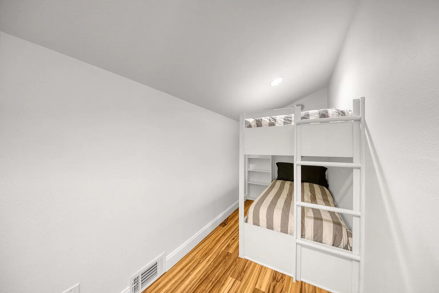 1404 - Destin Beach East - Residential Lease