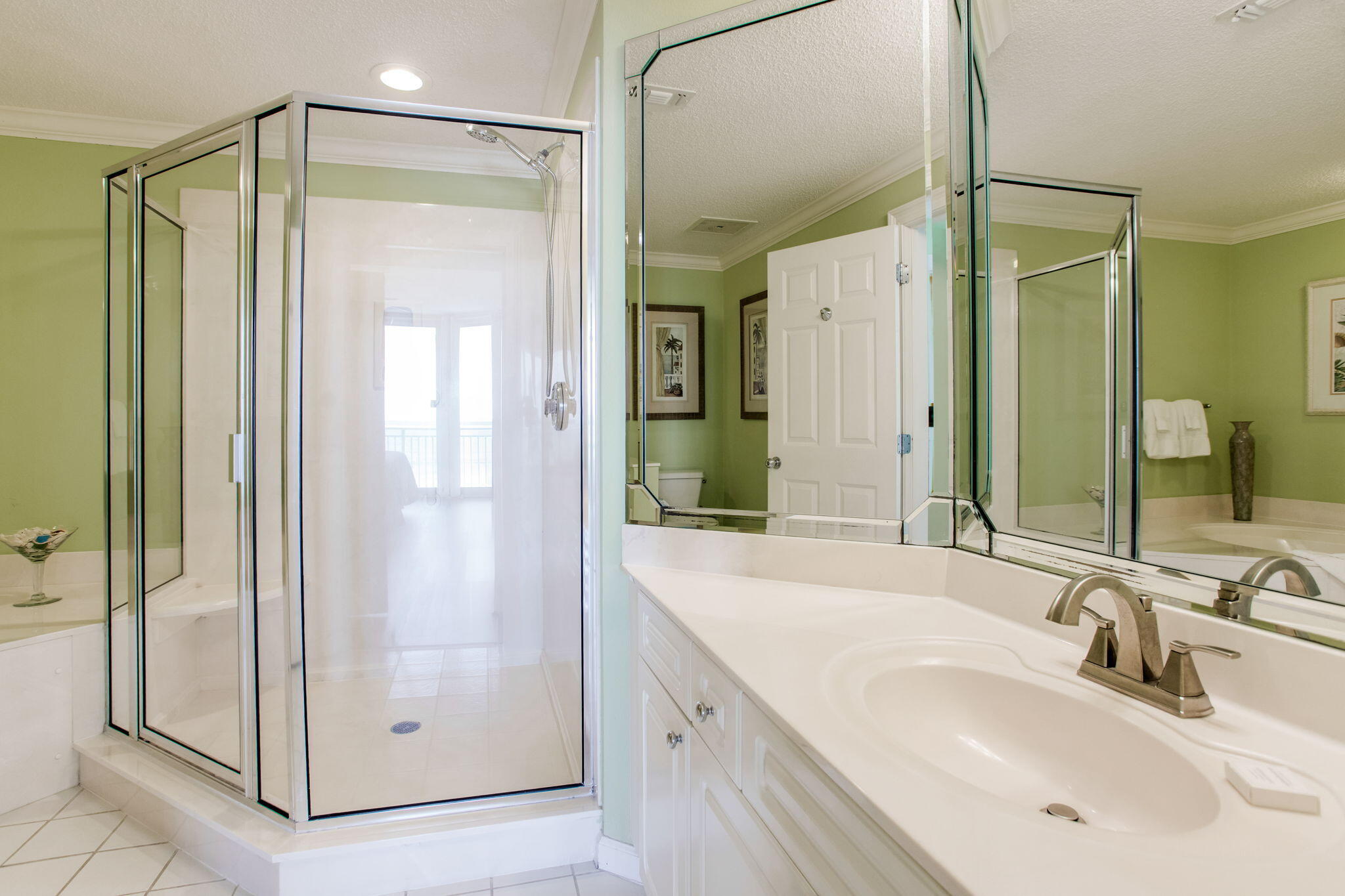 PEARL OF NAVARRE (THE) - Residential