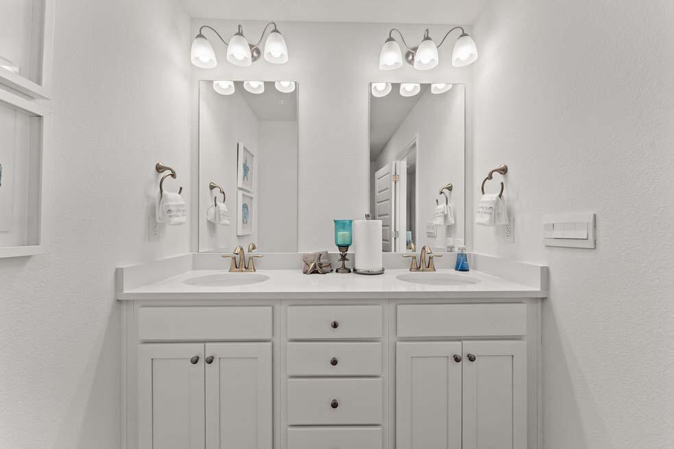 Hawk's Landing Townhomes - Residential