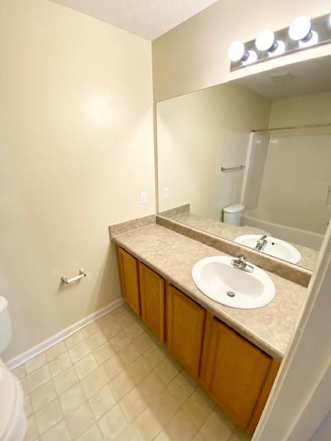 ROLLING PINES - Residential Lease