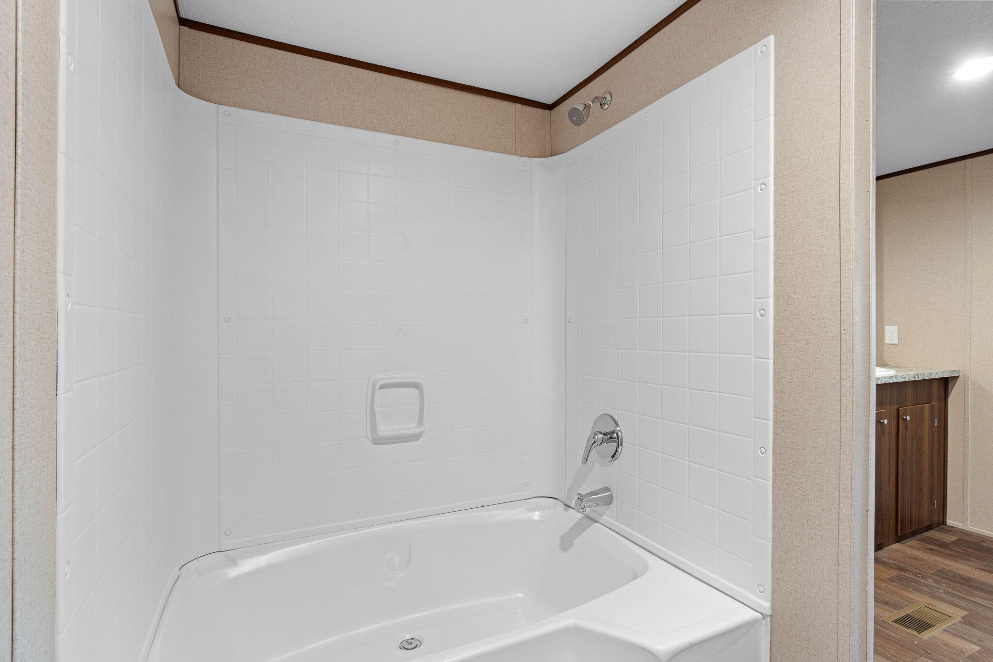 OAKWOOD LAKES ESTATES - Residential