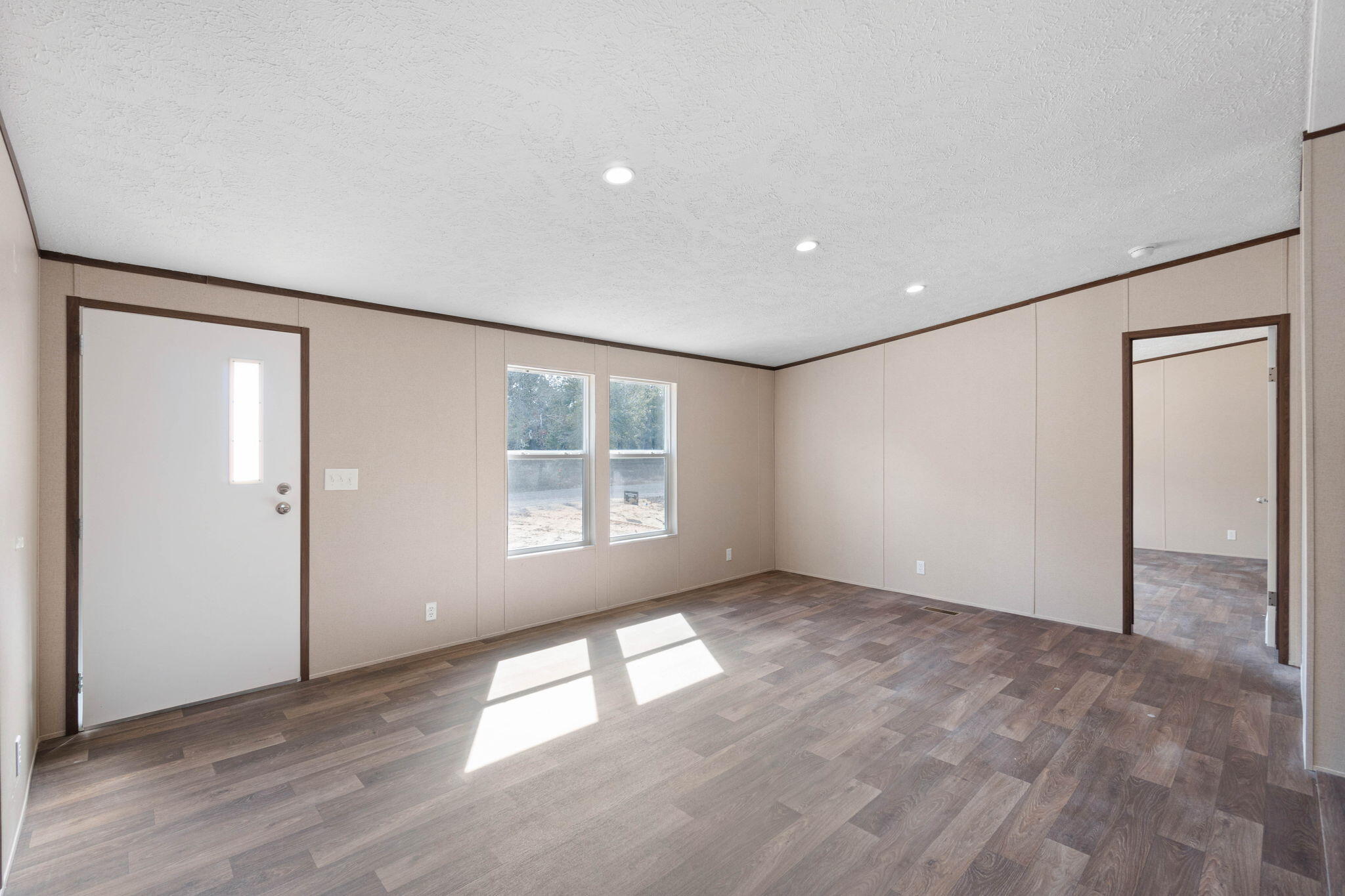 OAKWOOD LAKES ESTATES - Residential