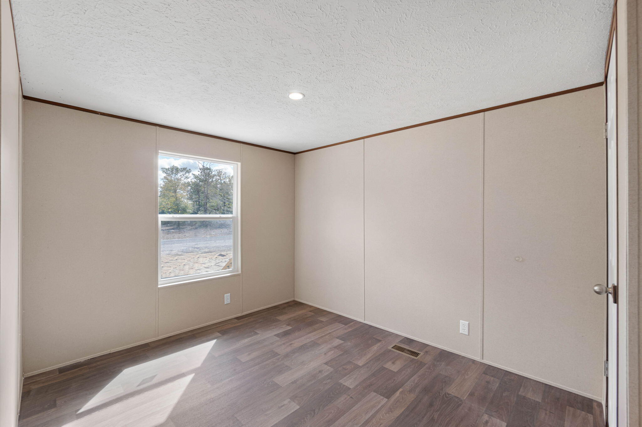 OAKWOOD LAKES ESTATES - Residential