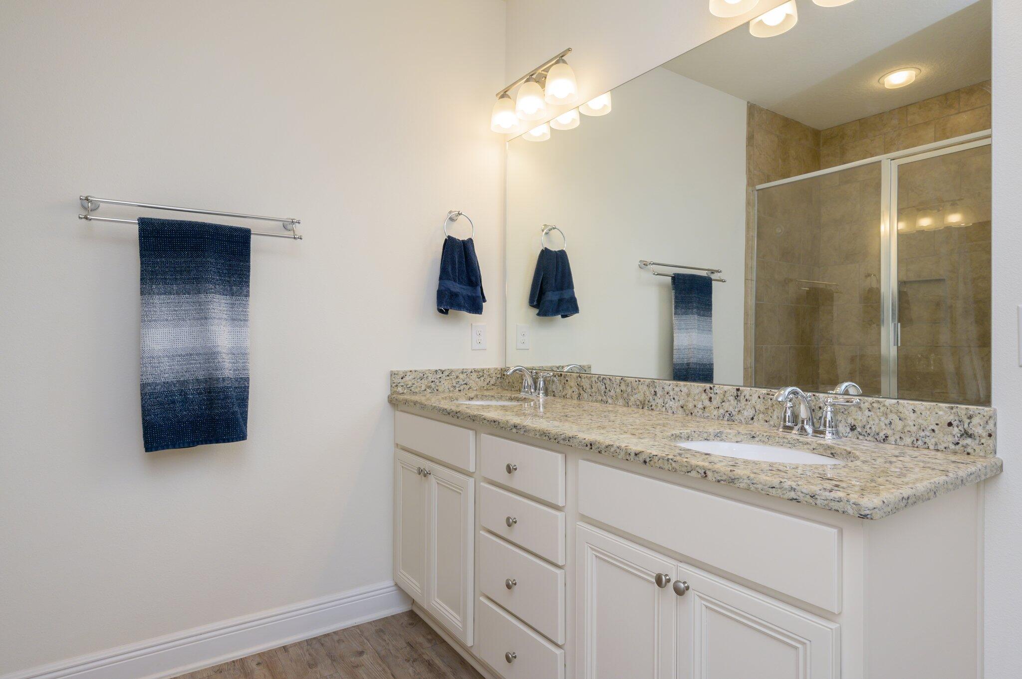 REDSTONE COMMONS - Residential