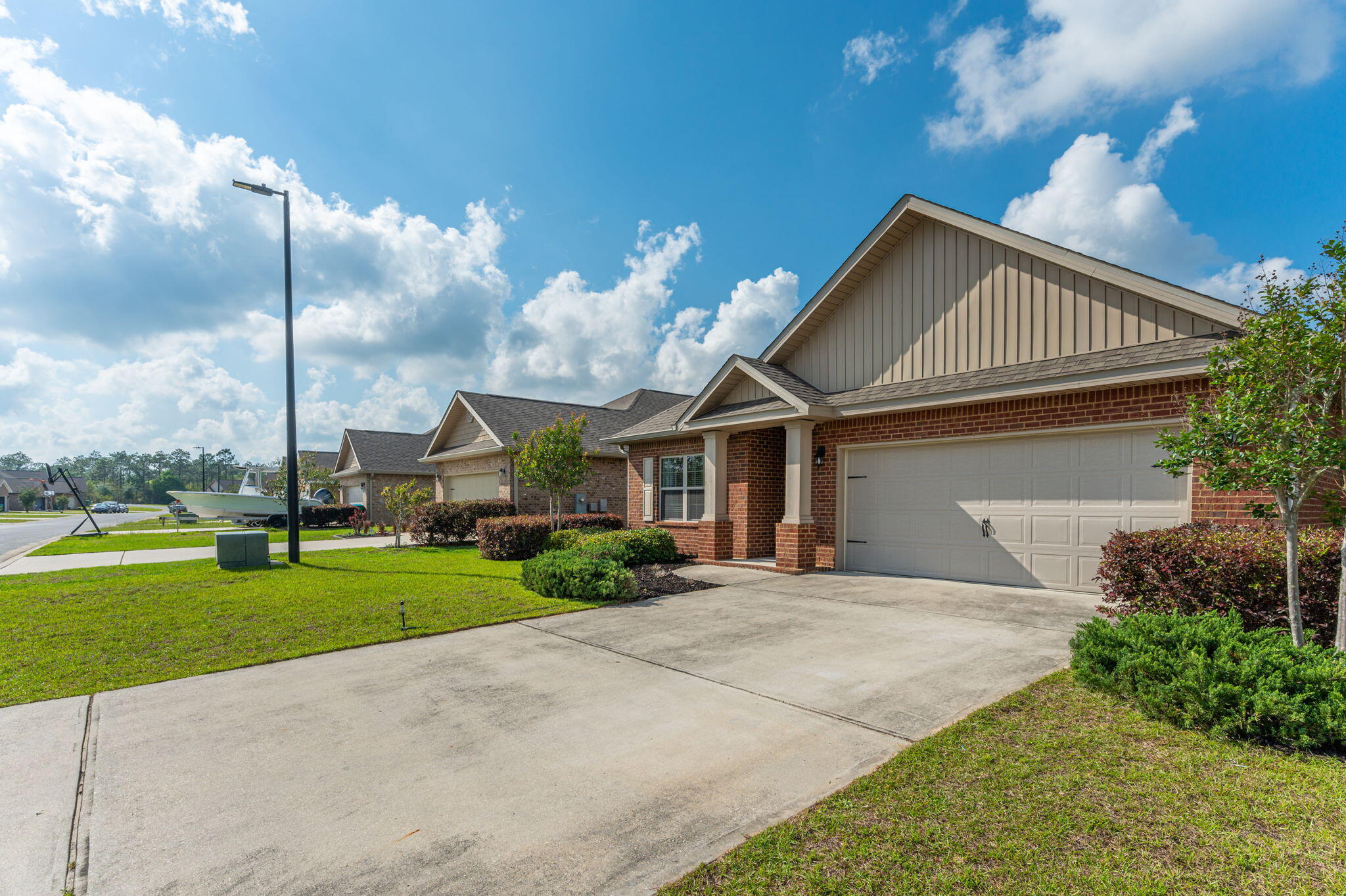 REDSTONE COMMONS - Residential