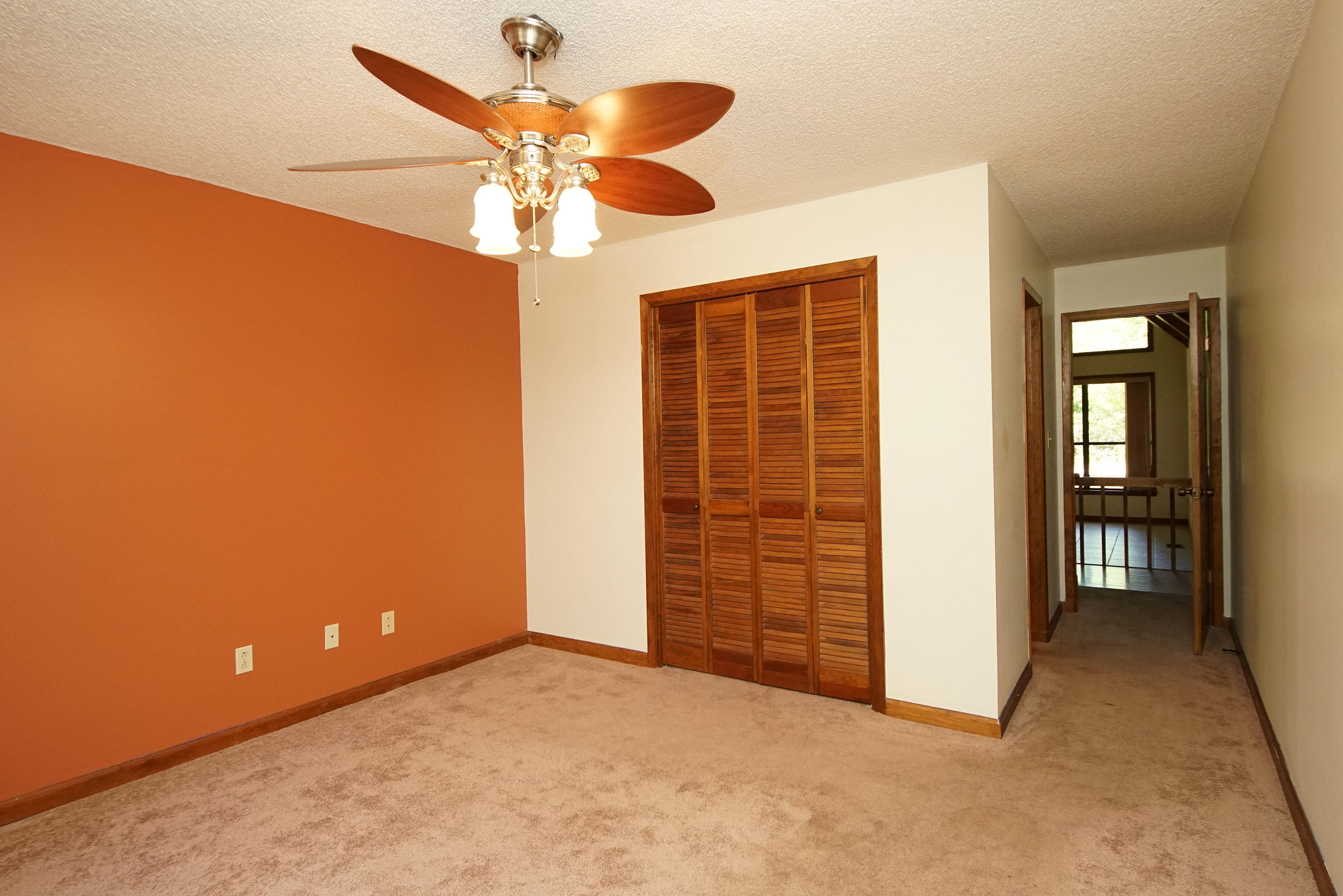 ROCKY BAYOU COUNTRY CLUB ESTATES 3 - Residential