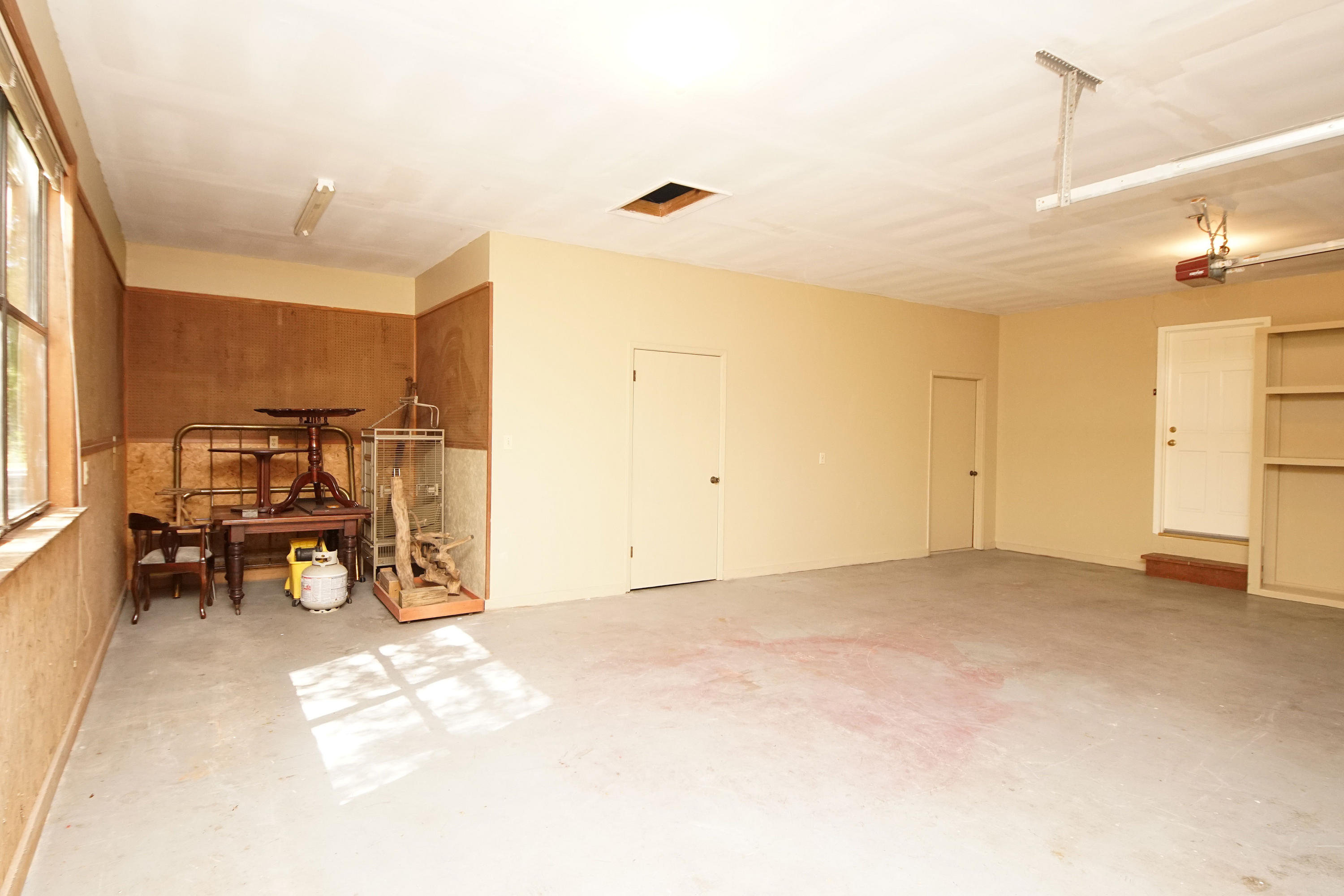 ROCKY BAYOU COUNTRY CLUB ESTATES 3 - Residential