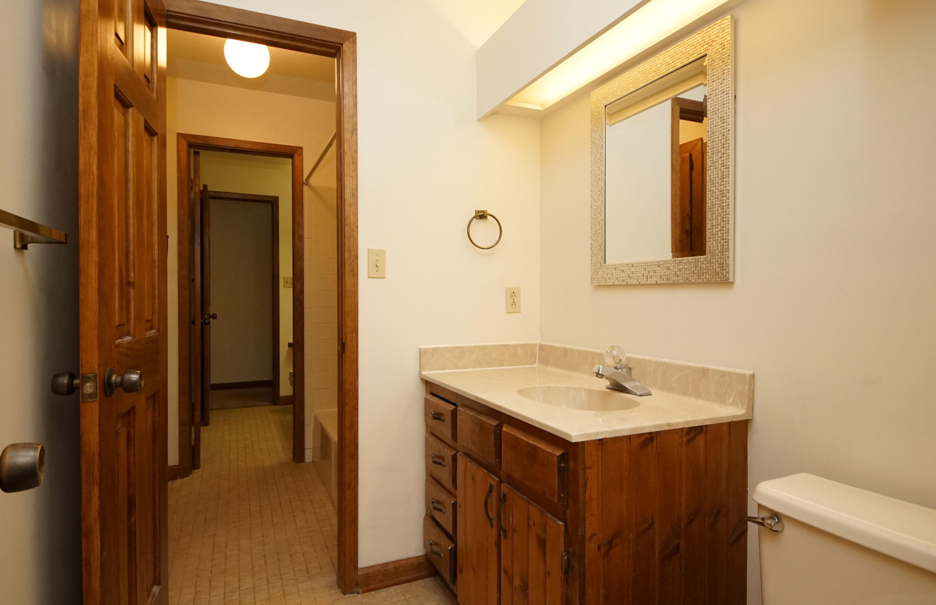 ROCKY BAYOU COUNTRY CLUB ESTATES 3 - Residential