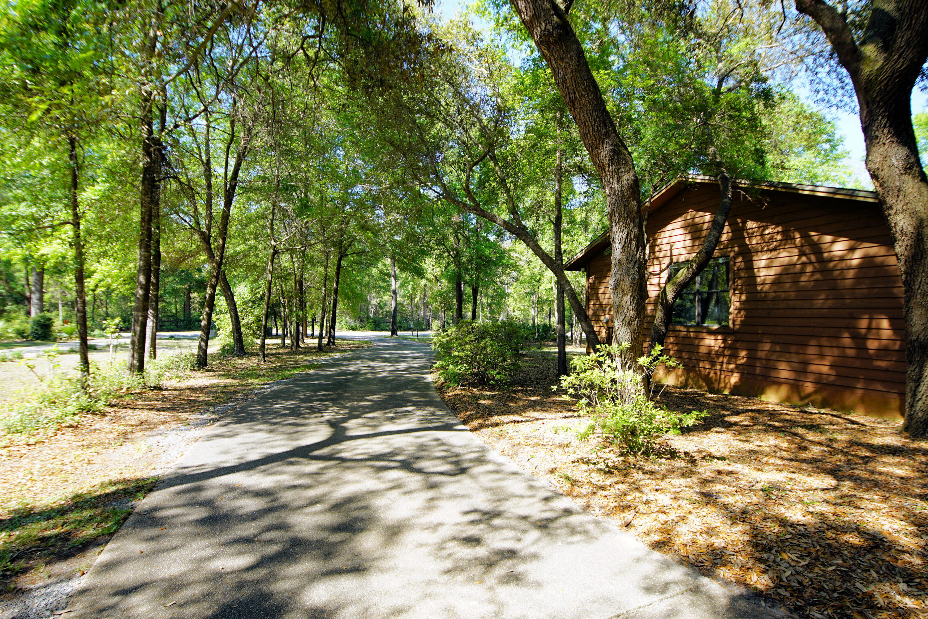 ROCKY BAYOU COUNTRY CLUB ESTATES 3 - Residential