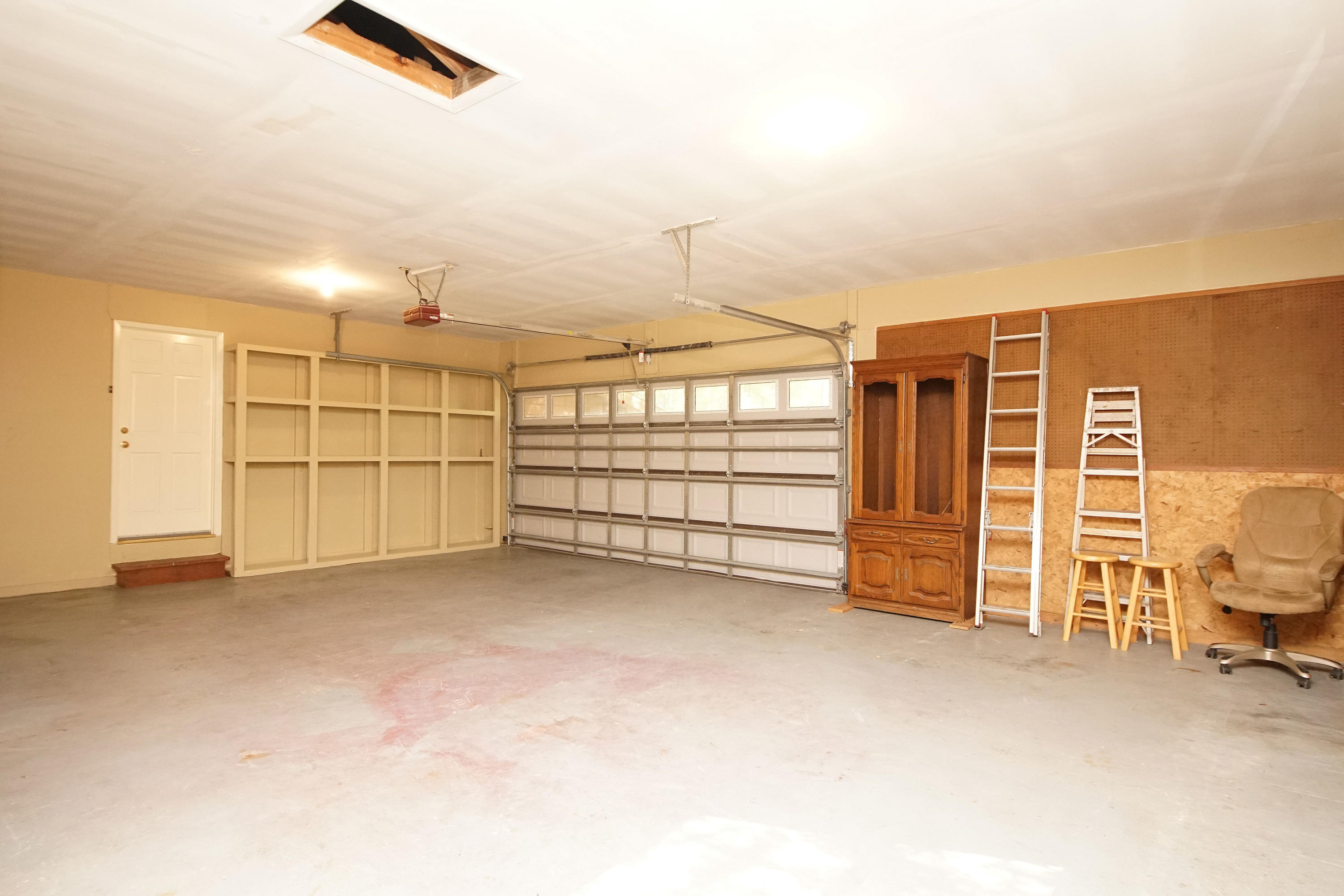 ROCKY BAYOU COUNTRY CLUB ESTATES 3 - Residential