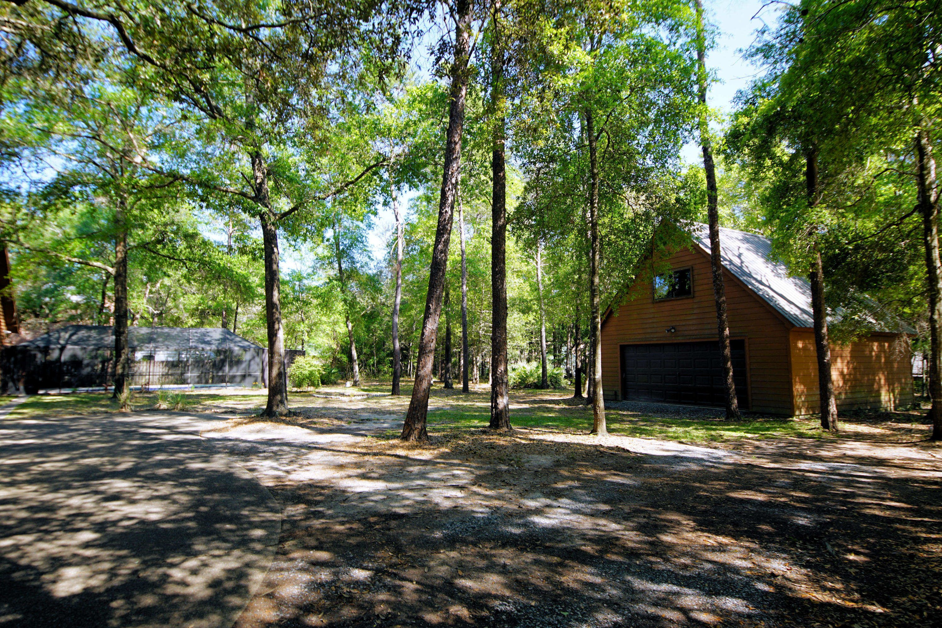 ROCKY BAYOU COUNTRY CLUB ESTATES 3 - Residential