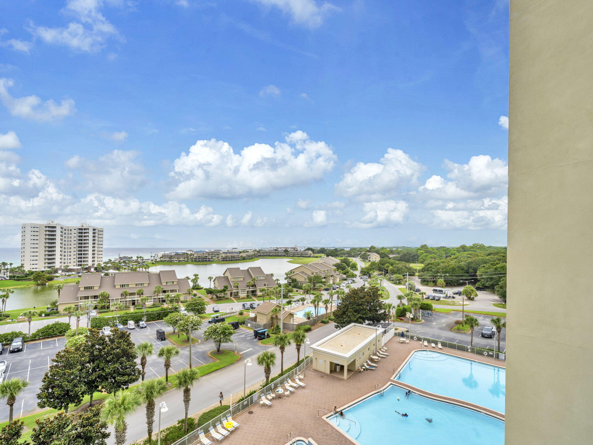 ARIEL DUNES II - Residential