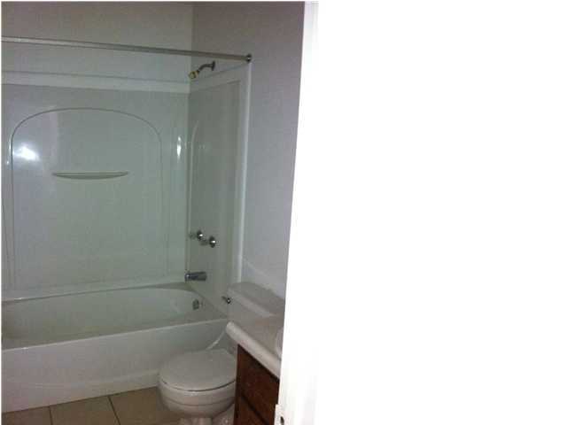 CRESTWOOD MANOR - Residential Lease