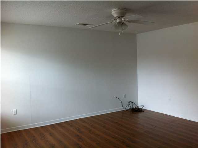 CRESTWOOD MANOR - Residential Lease