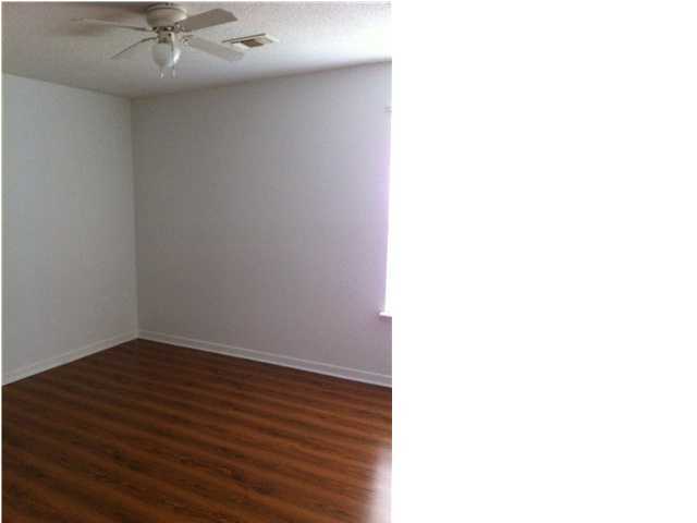 CRESTWOOD MANOR - Residential Lease