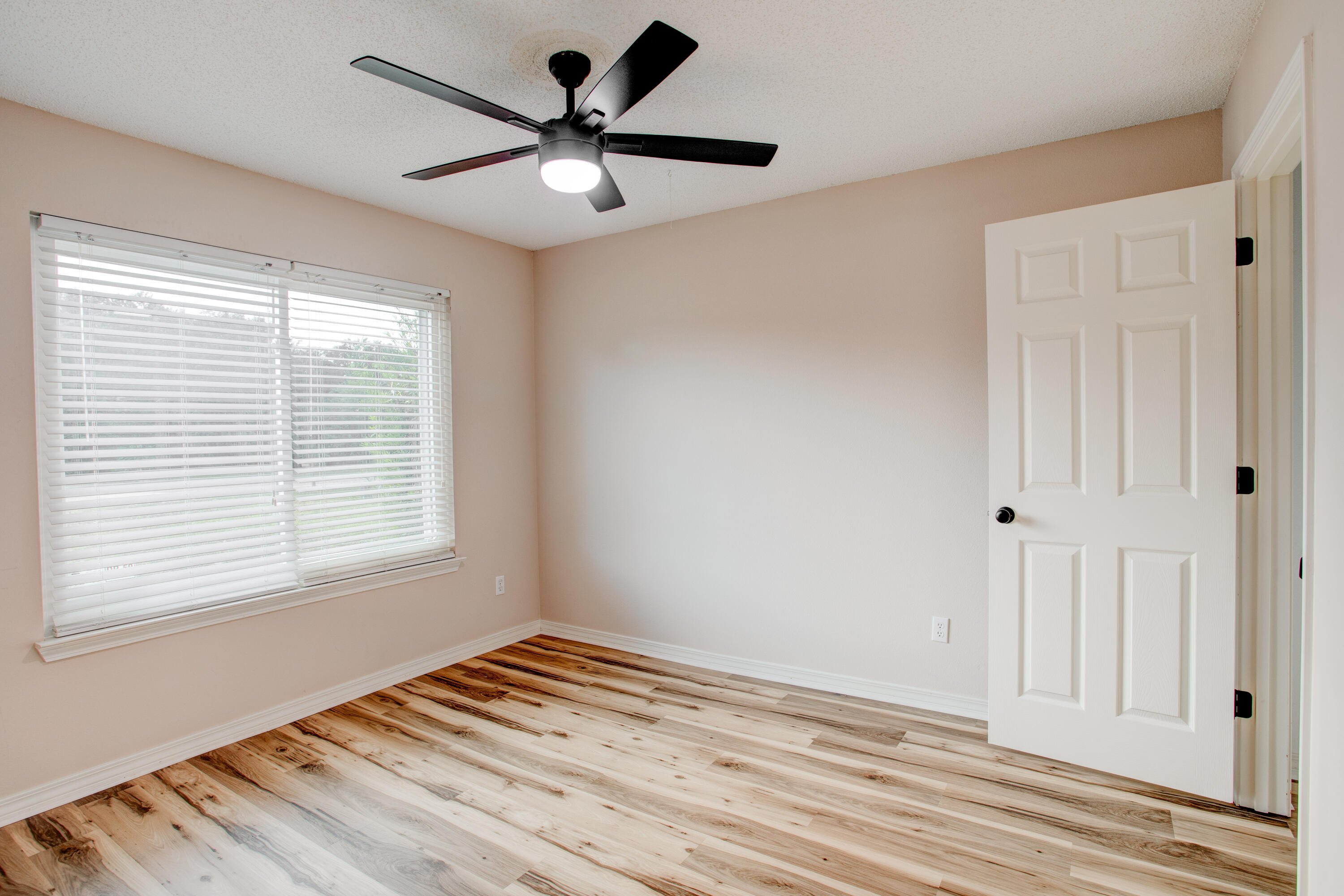 SPANISH TRACE ESTATES - Residential