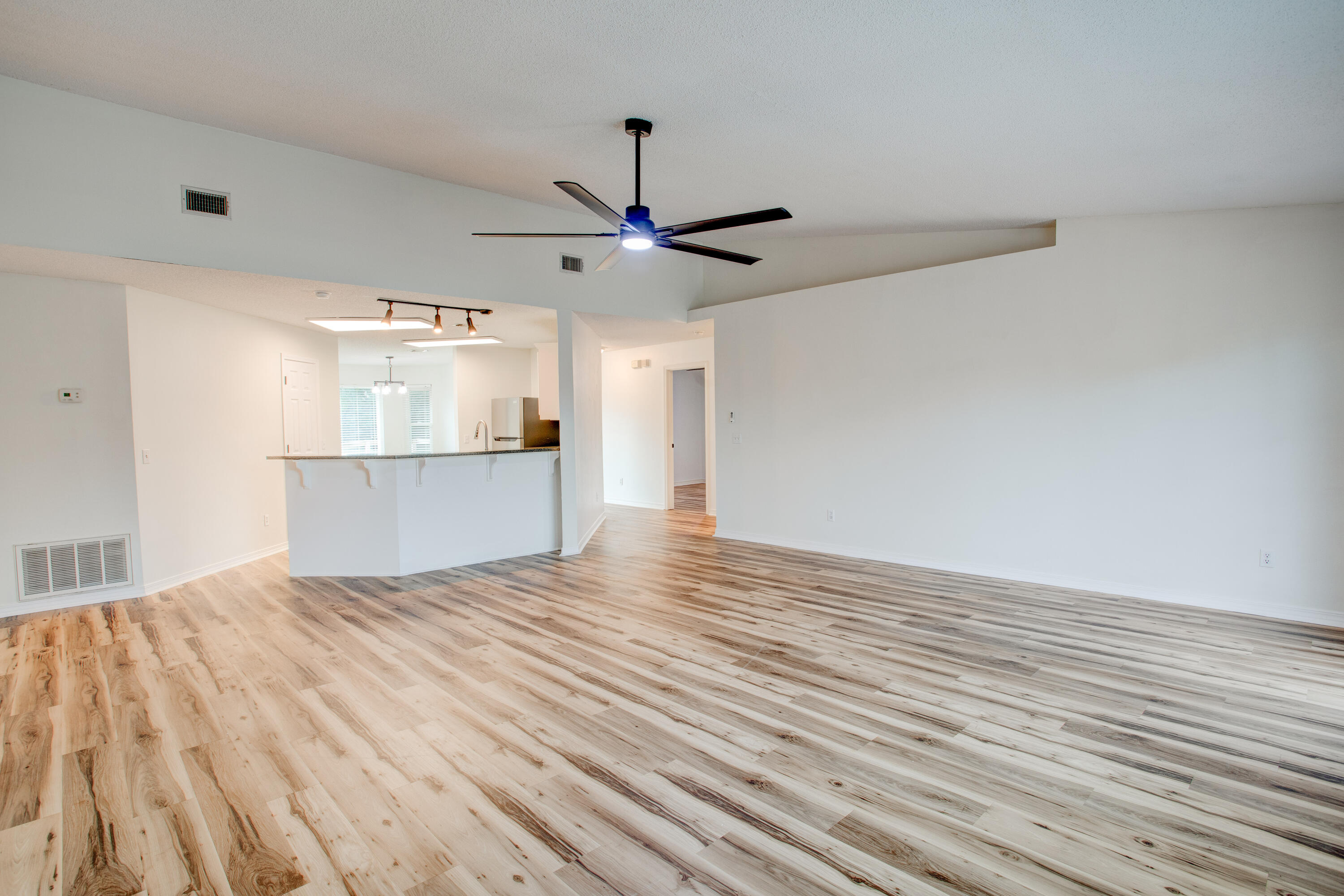 SPANISH TRACE ESTATES - Residential