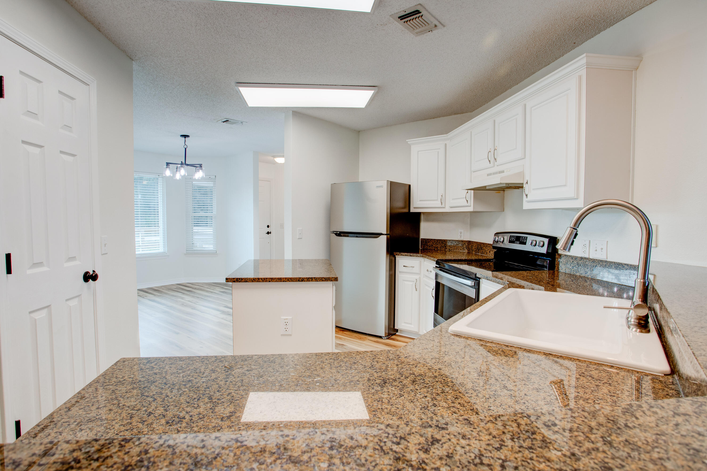 SPANISH TRACE ESTATES - Residential