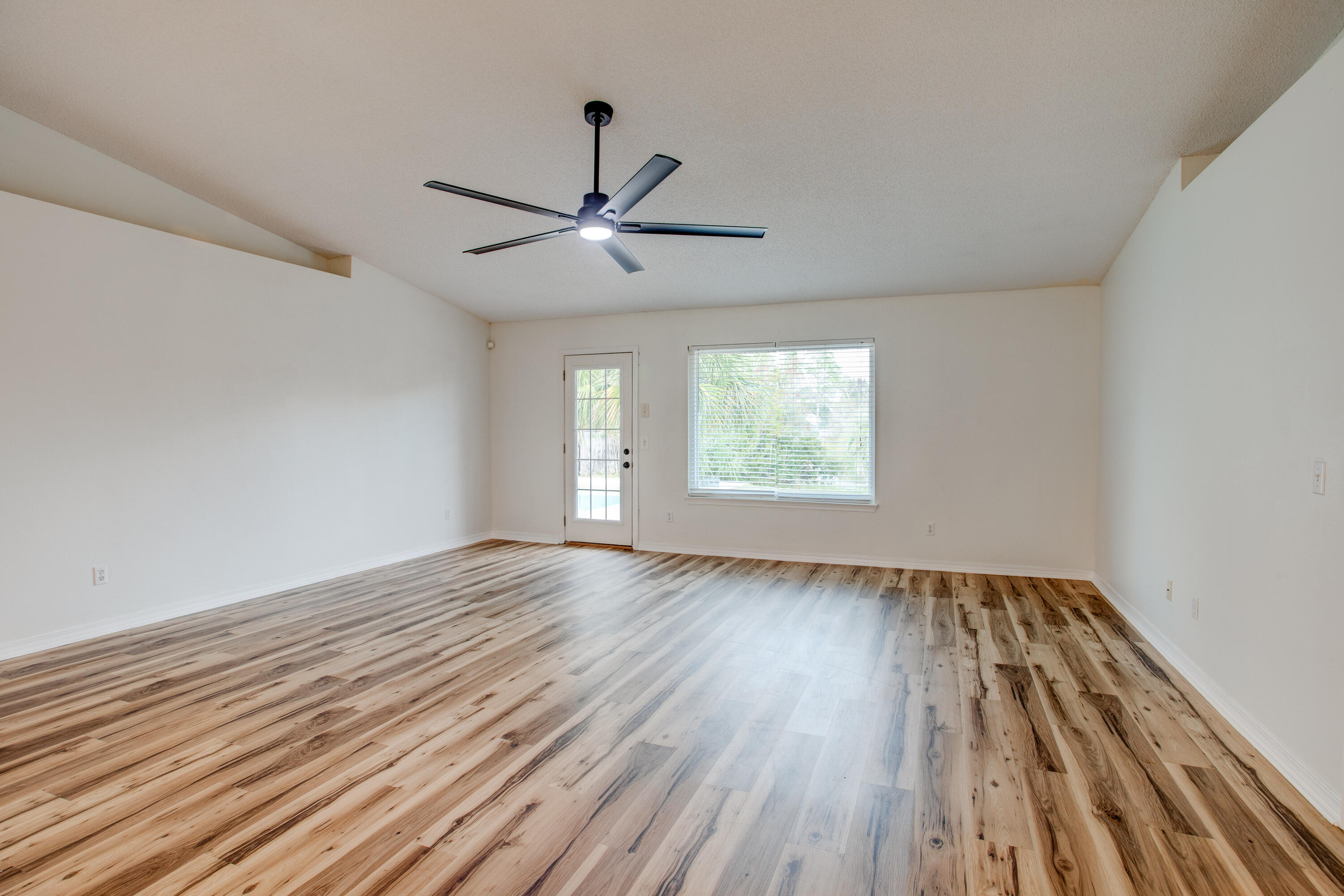 SPANISH TRACE ESTATES - Residential