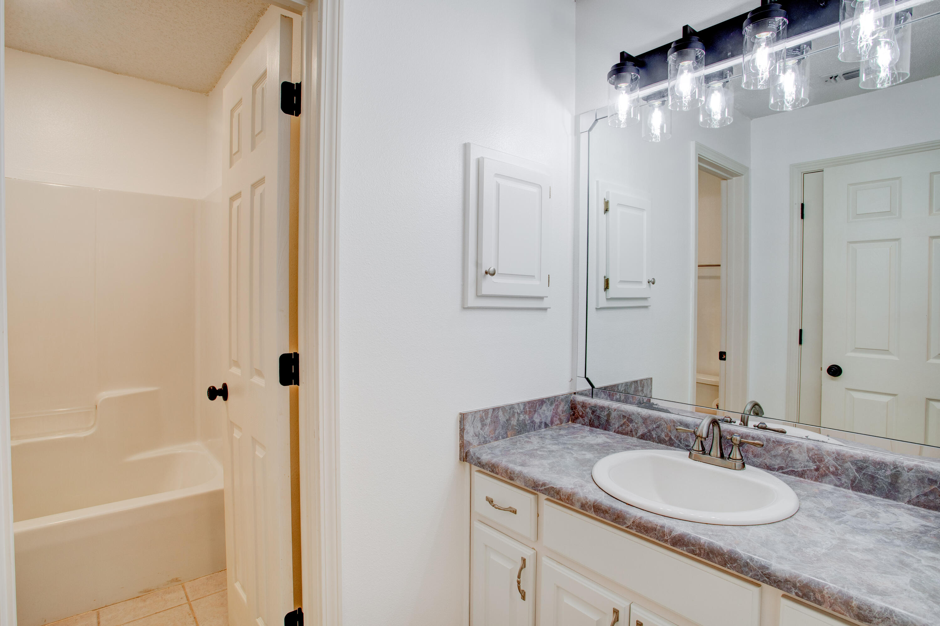 SPANISH TRACE ESTATES - Residential