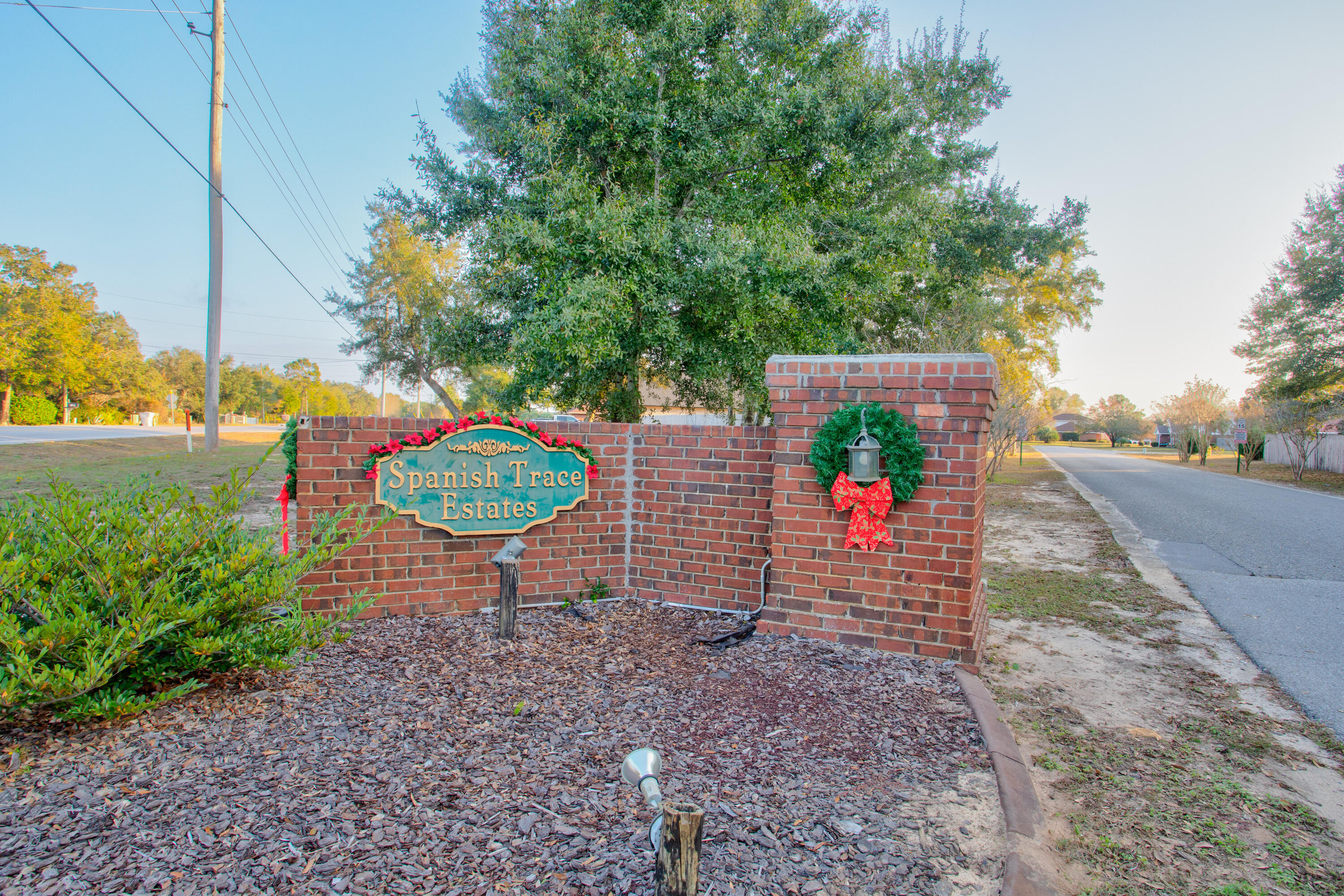 SPANISH TRACE ESTATES - Residential