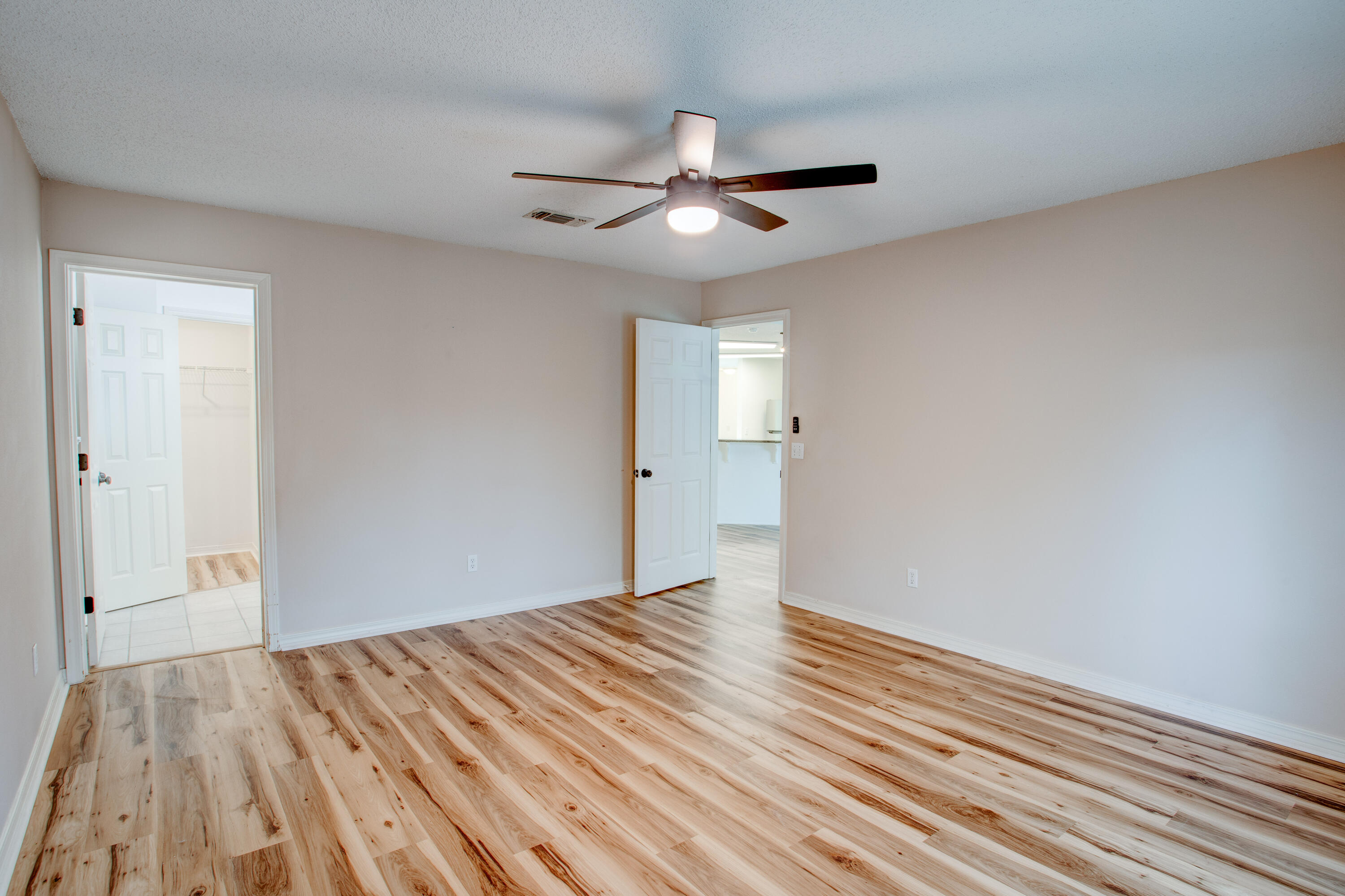 SPANISH TRACE ESTATES - Residential