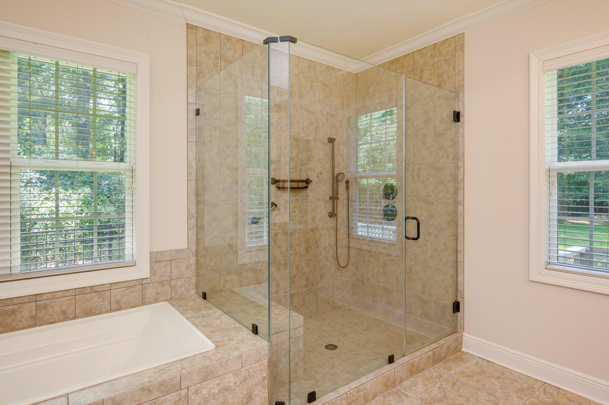 CLAIRES VINEYARD - Residential