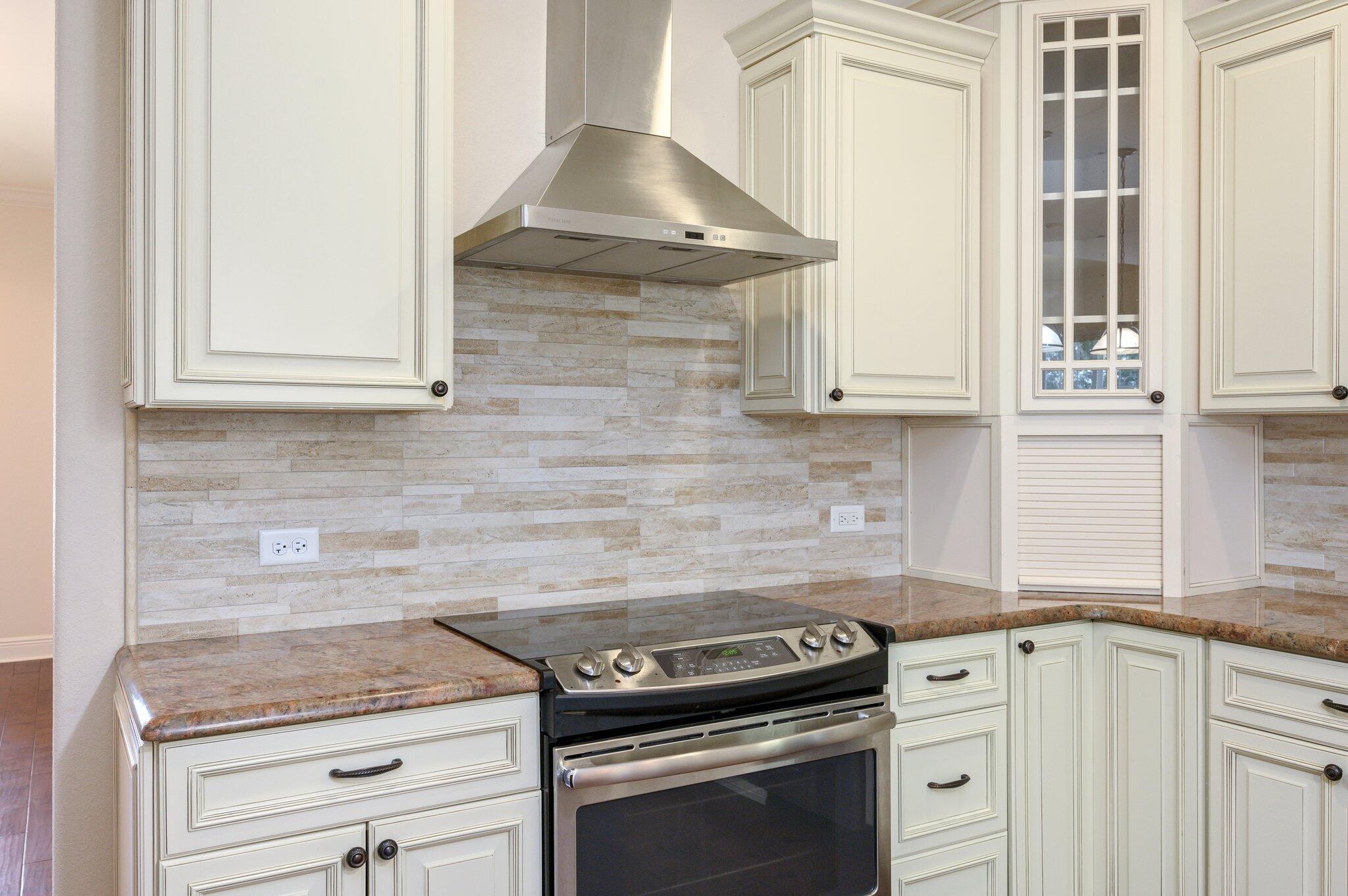 CLAIRES VINEYARD - Residential