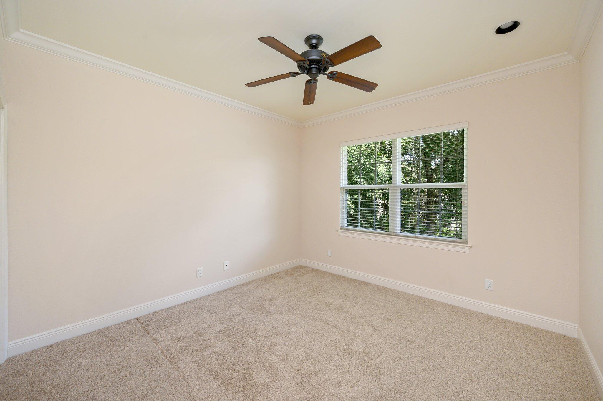 CLAIRES VINEYARD - Residential