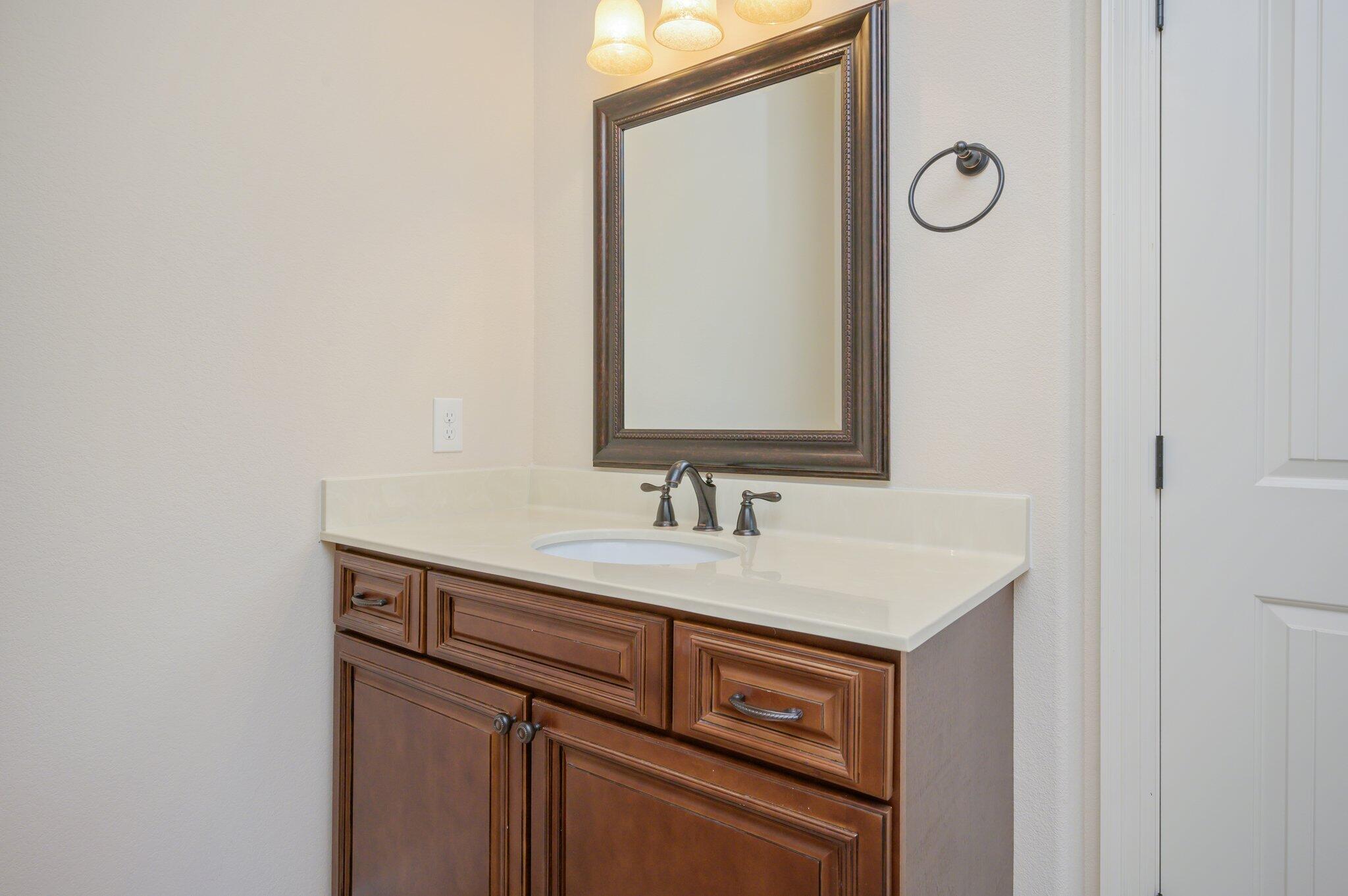 CLAIRES VINEYARD - Residential