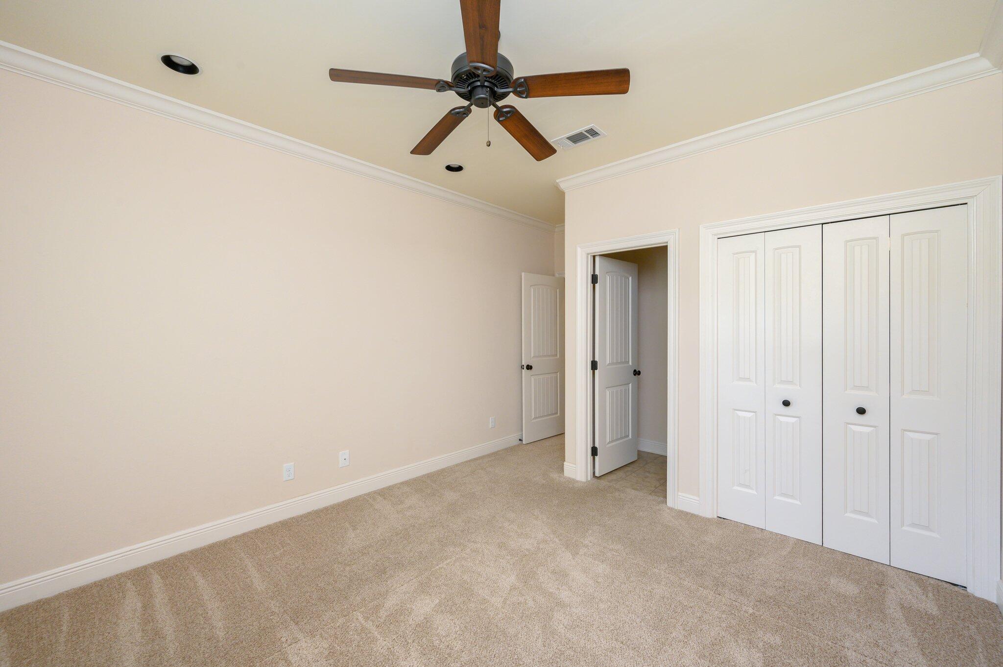 CLAIRES VINEYARD - Residential