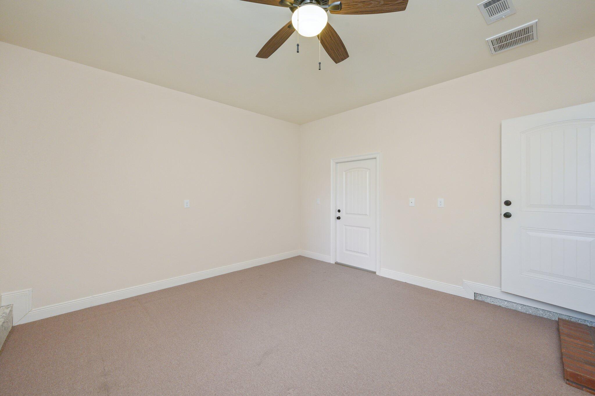 CLAIRES VINEYARD - Residential