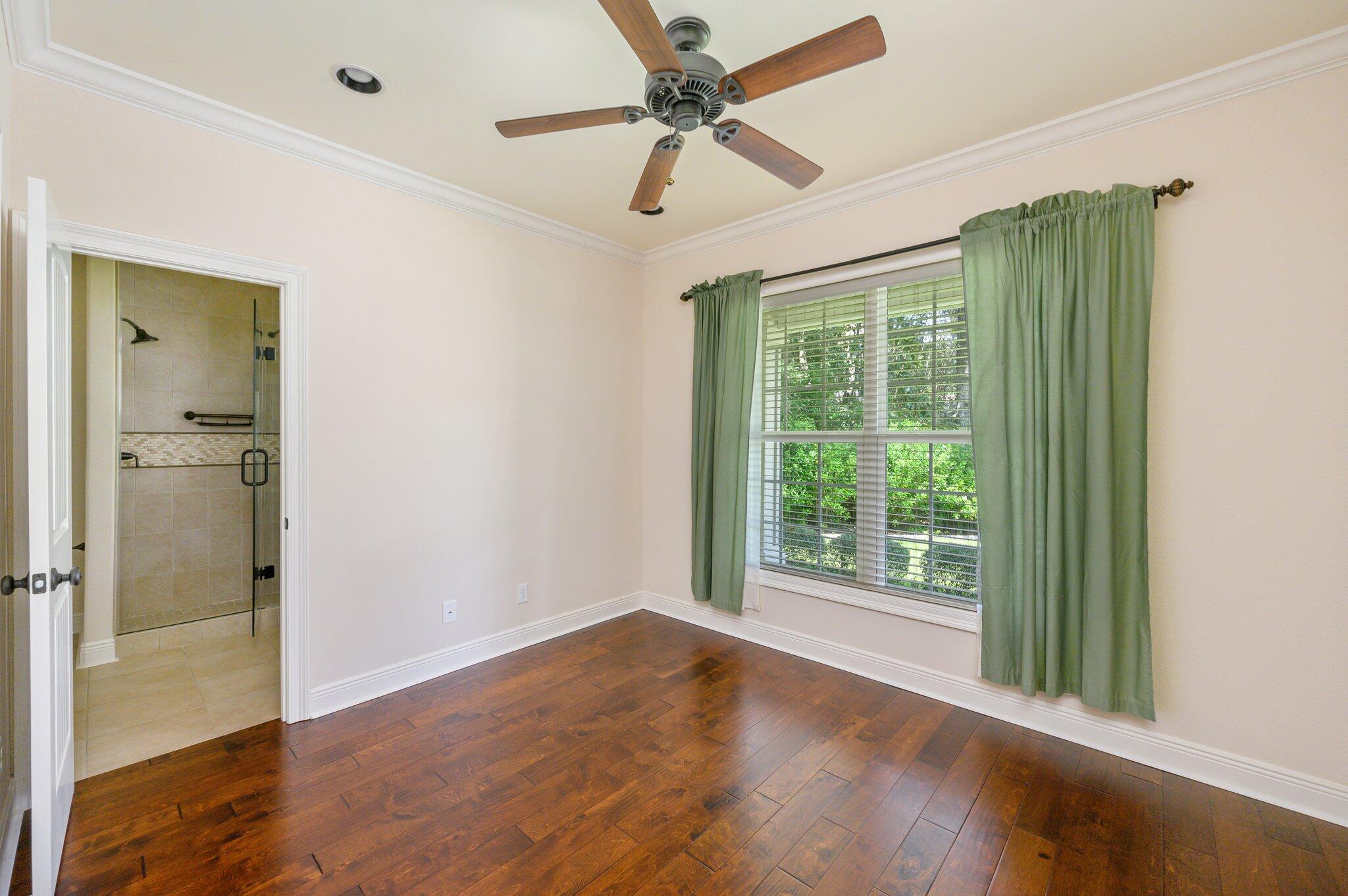 CLAIRES VINEYARD - Residential