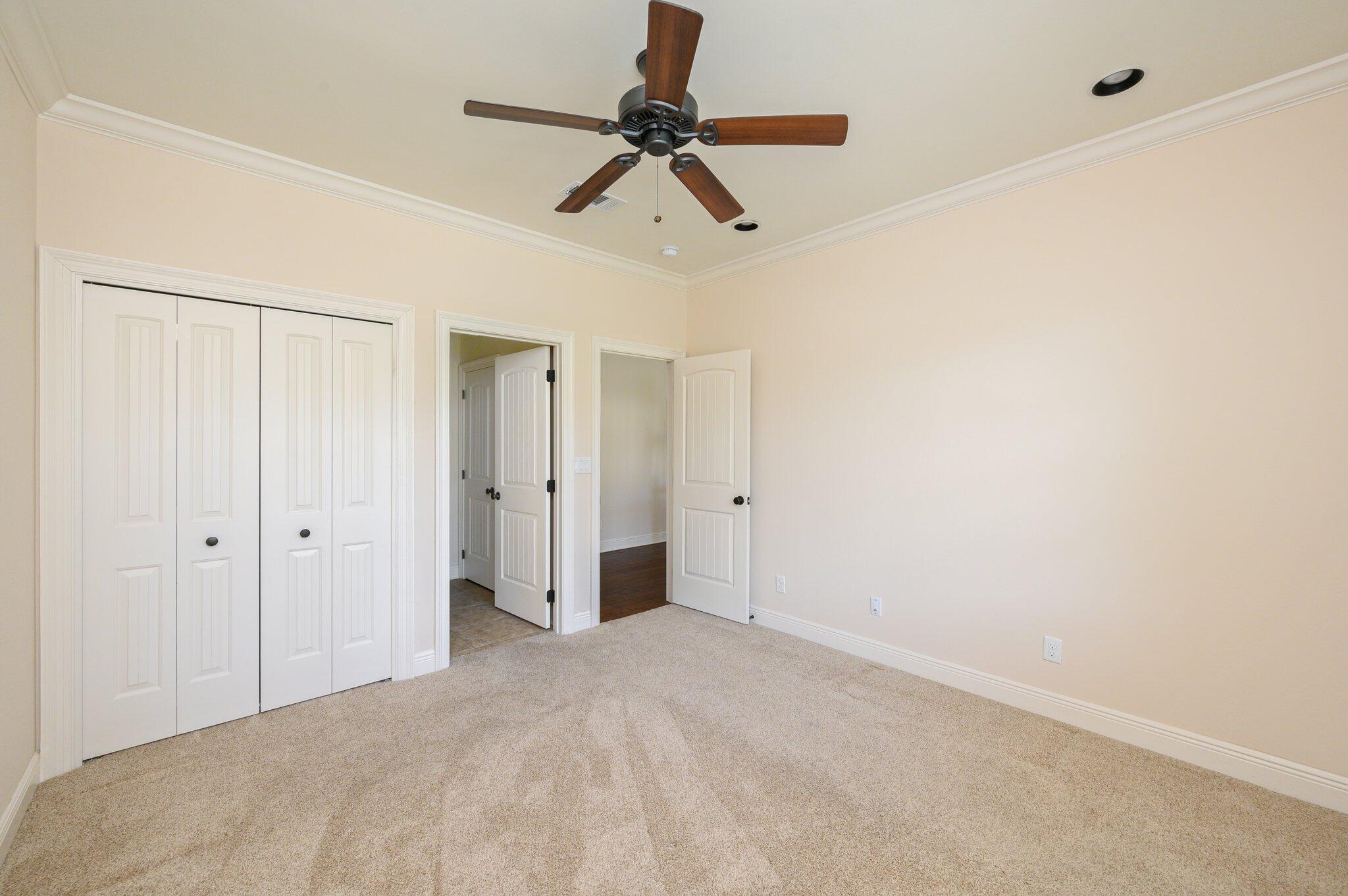 CLAIRES VINEYARD - Residential