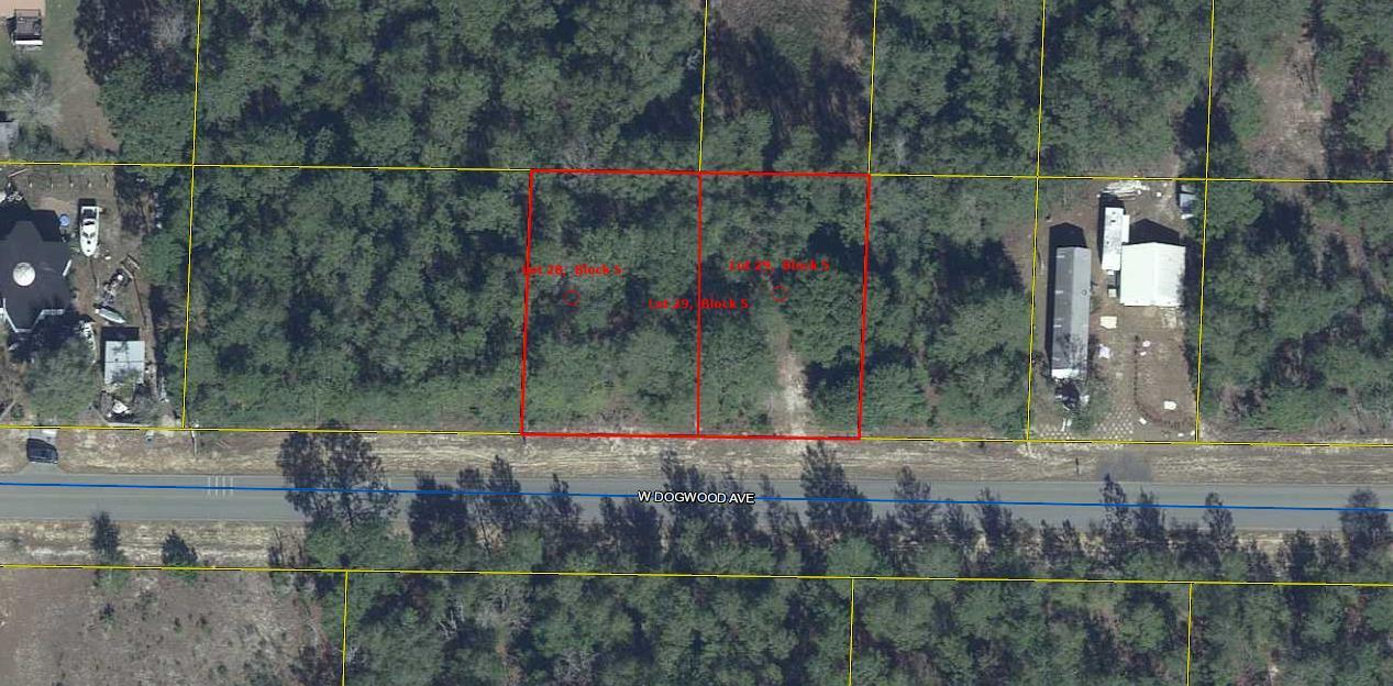 Just off Girl Scout Road and Hwy 90 W, near I-10 and Hwy 285 S intersection, this 80x125' lot perfect for your new mobile home or new home to be built. City water and electricity are available. Seller will finance.