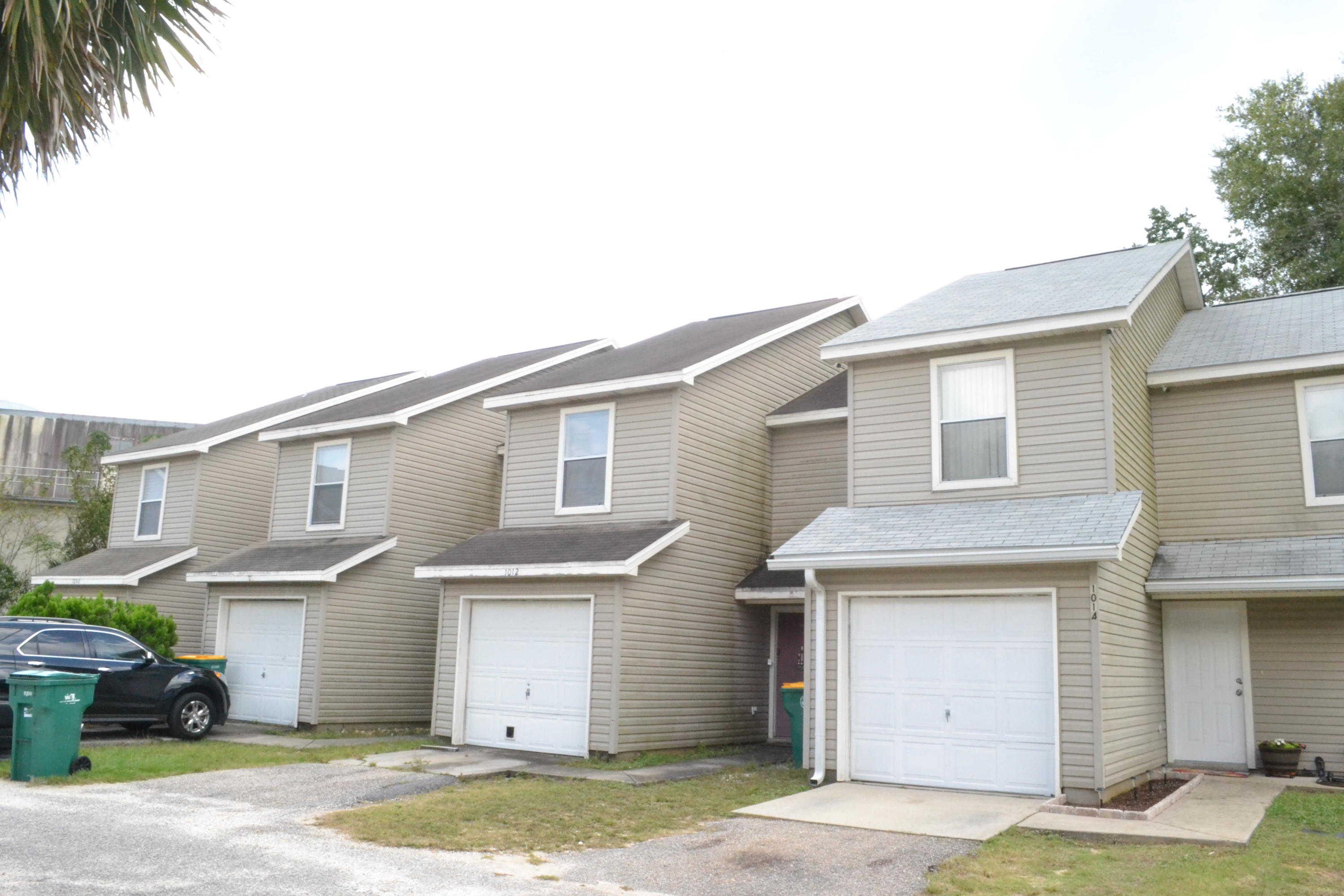 TOKALON TERRACE S/D LOT 15 - Residential