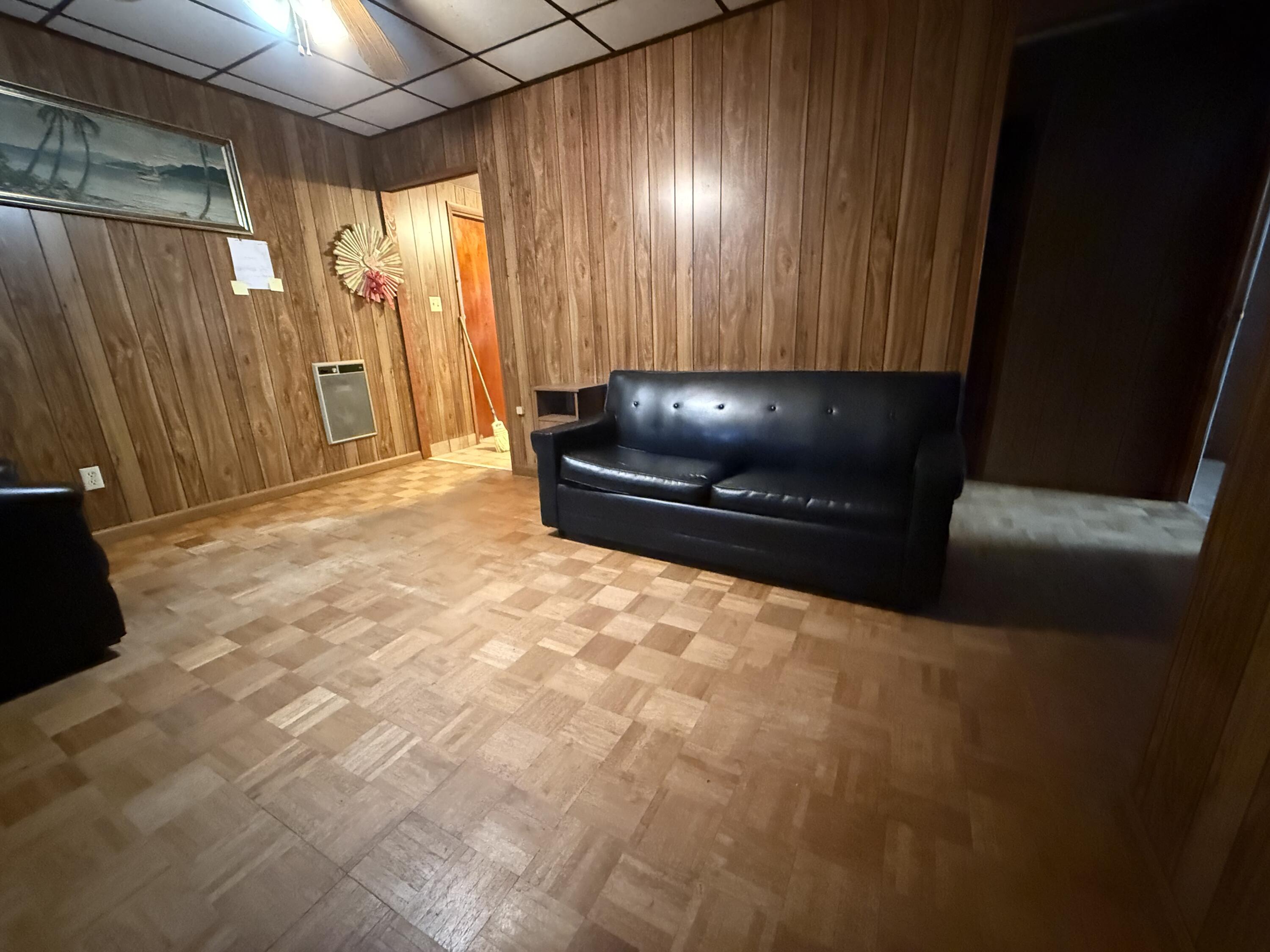 RIVIERA BEACH 1ST ADDN - Residential