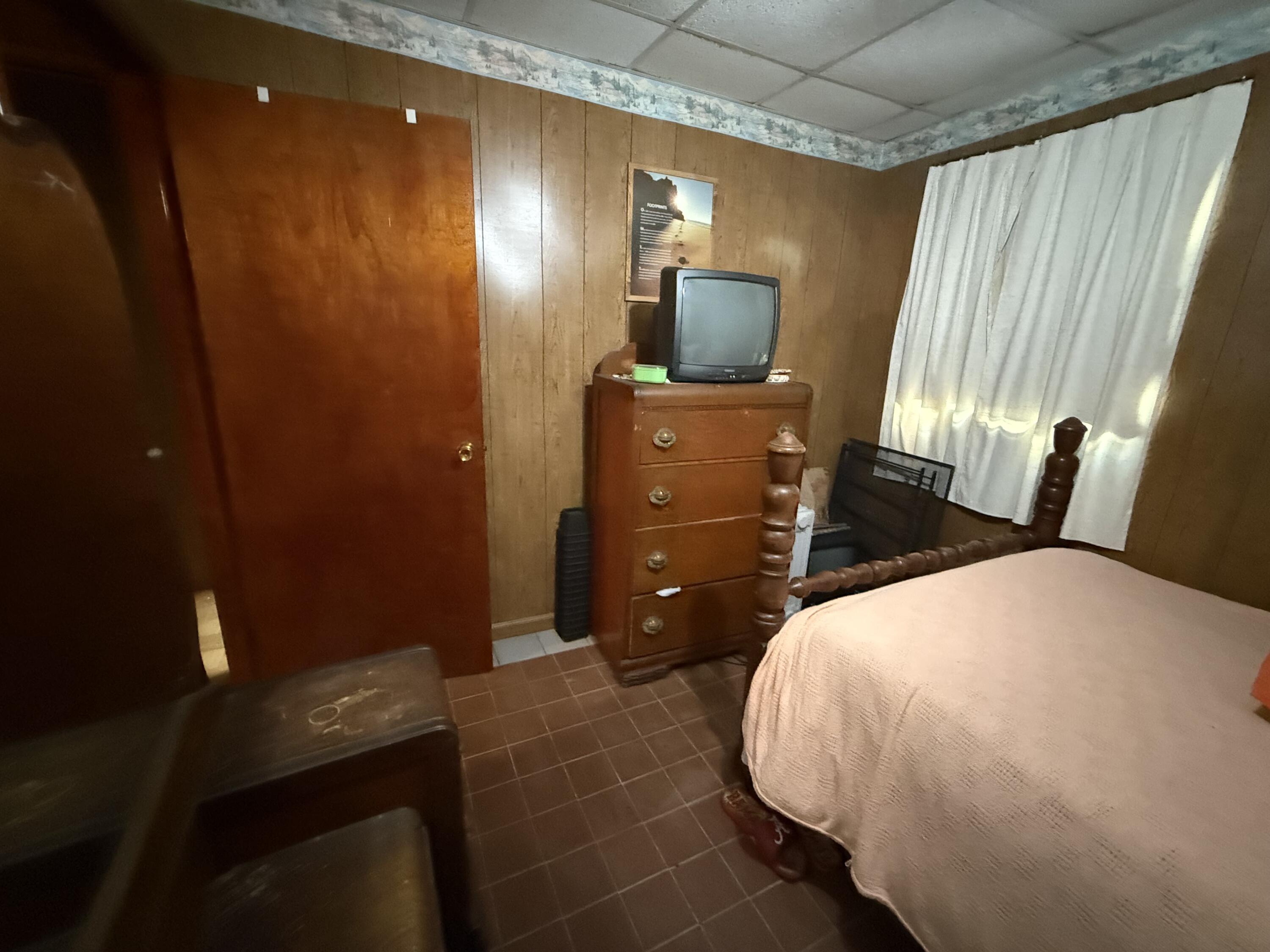 RIVIERA BEACH 1ST ADDN - Residential