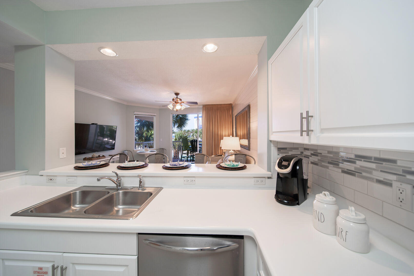 DESTIN WEST BEACH & BAY RESORT - Residential