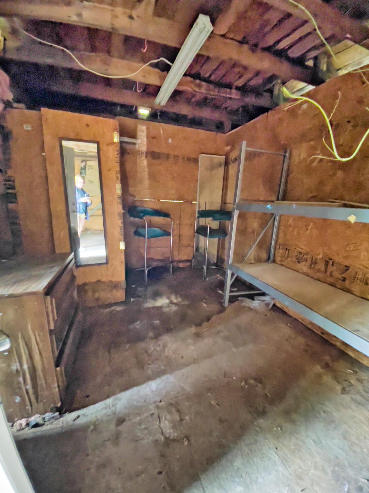 CRESCENT SHORES - Residential