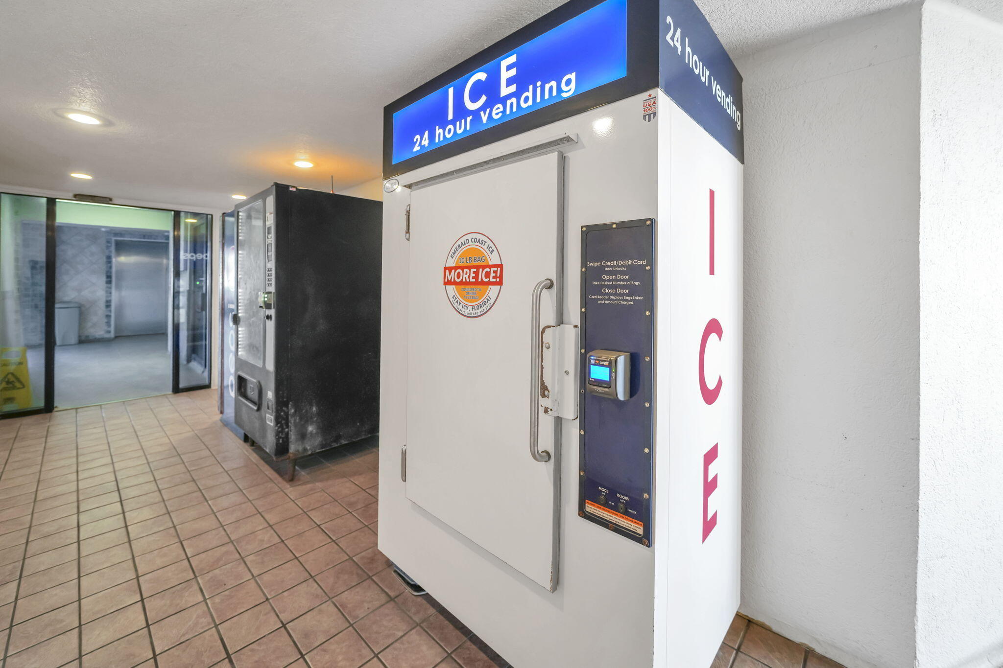 EMERALD TOWERS CONDO - Residential