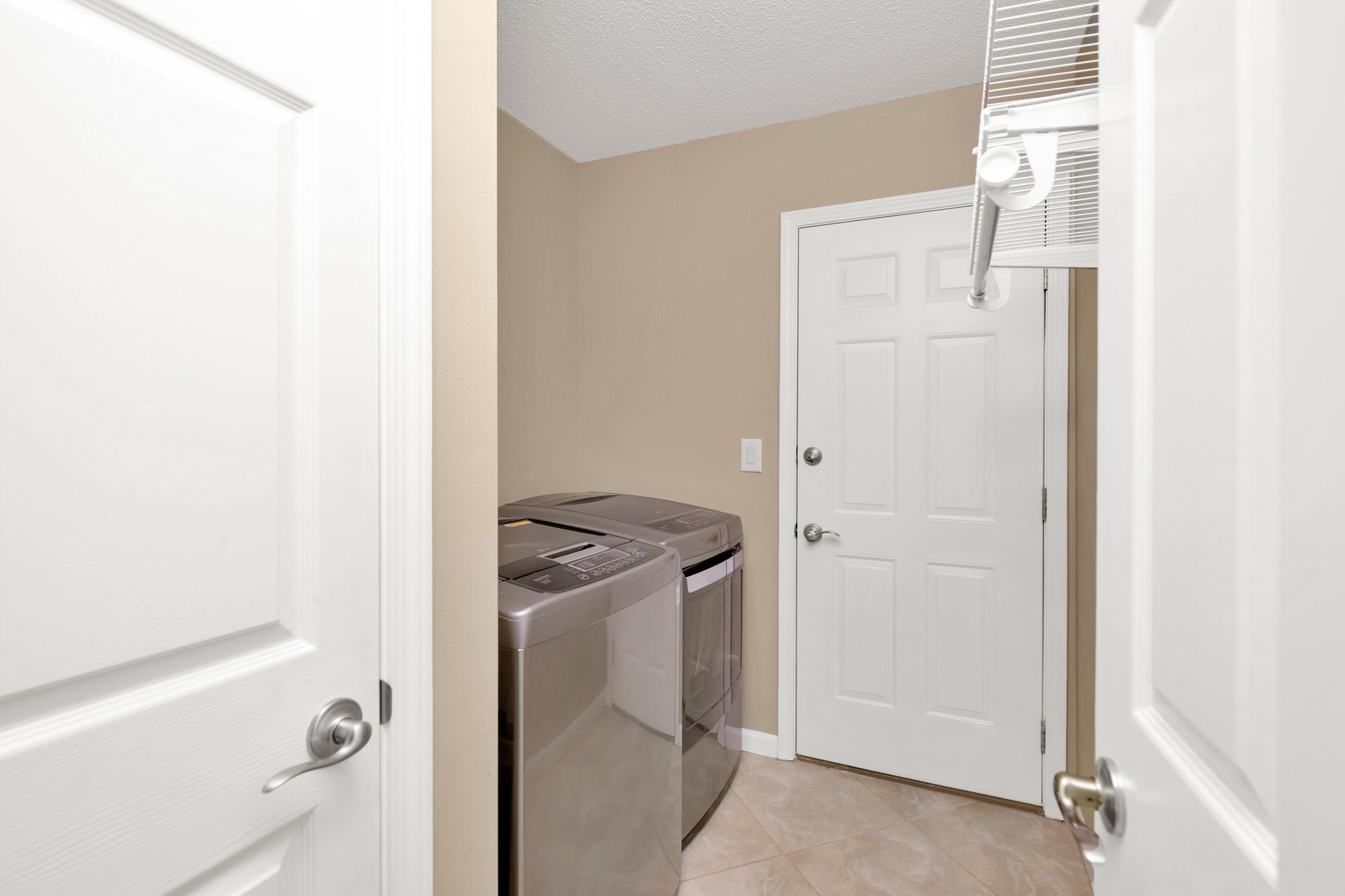 CEDAR RIDGE PH 12 - Residential