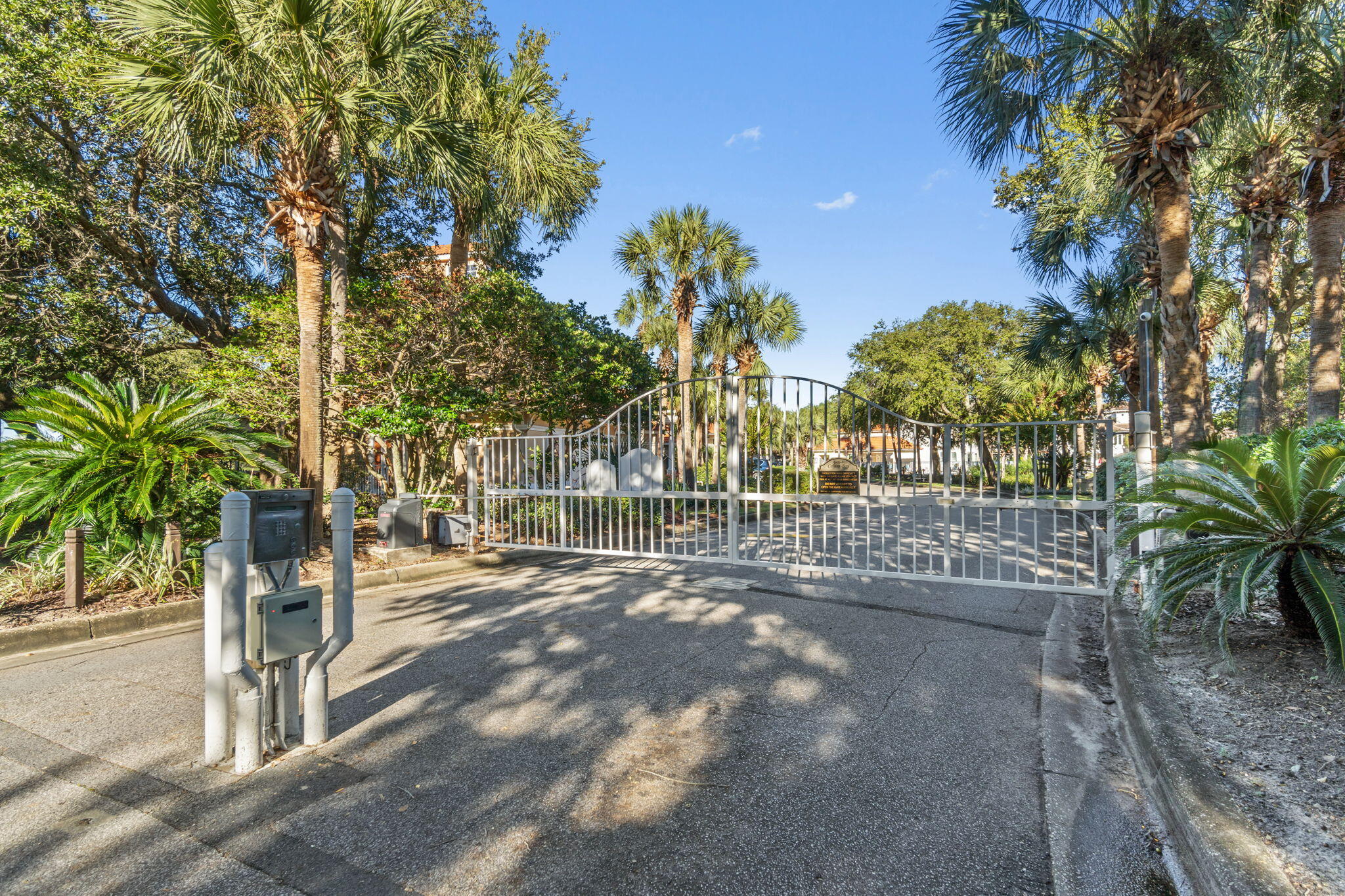 CALUSA BAY S/D - Residential