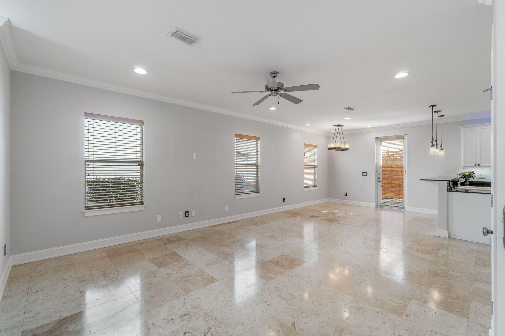 CALUSA BAY S/D - Residential
