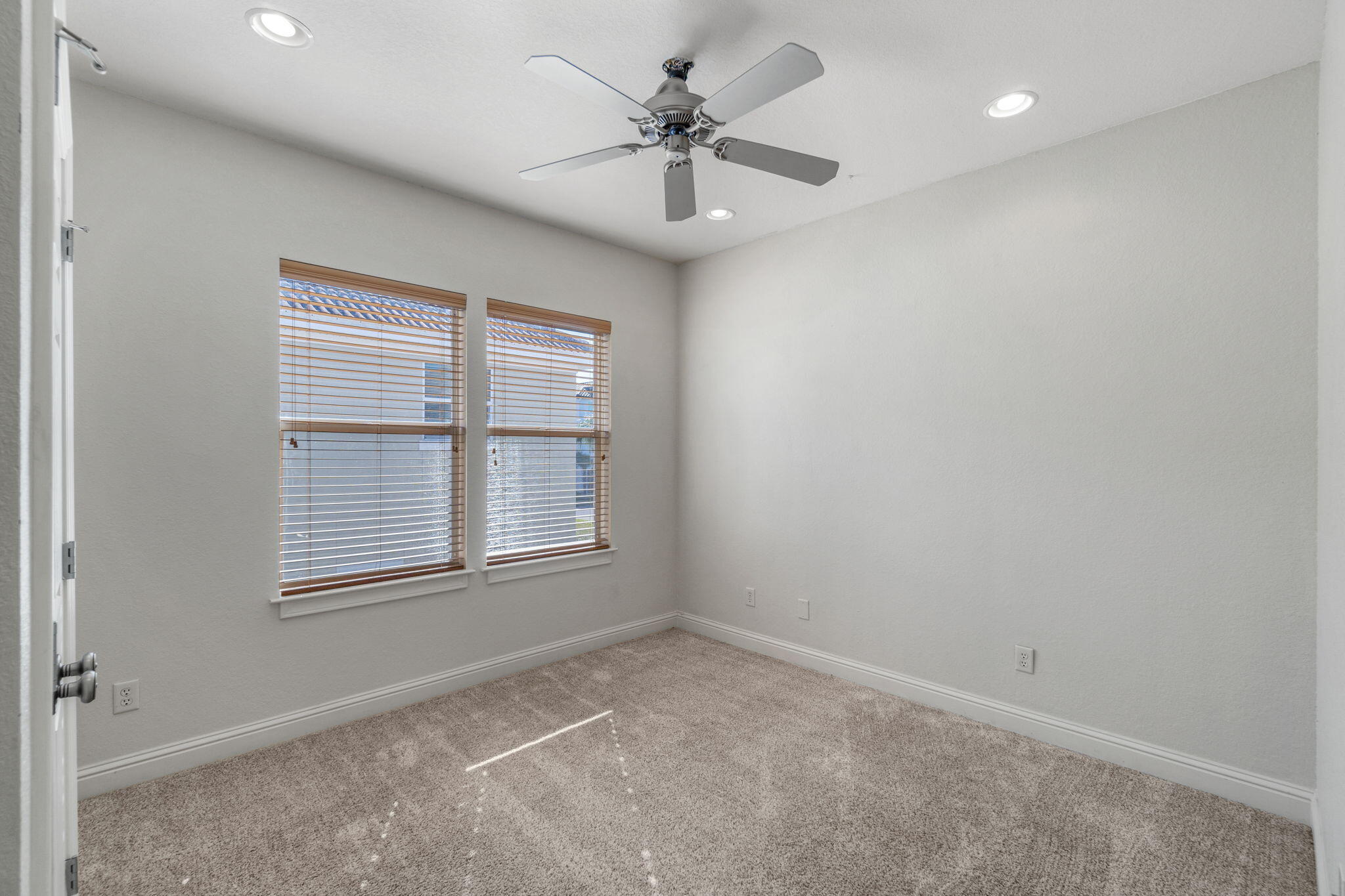 CALUSA BAY S/D - Residential