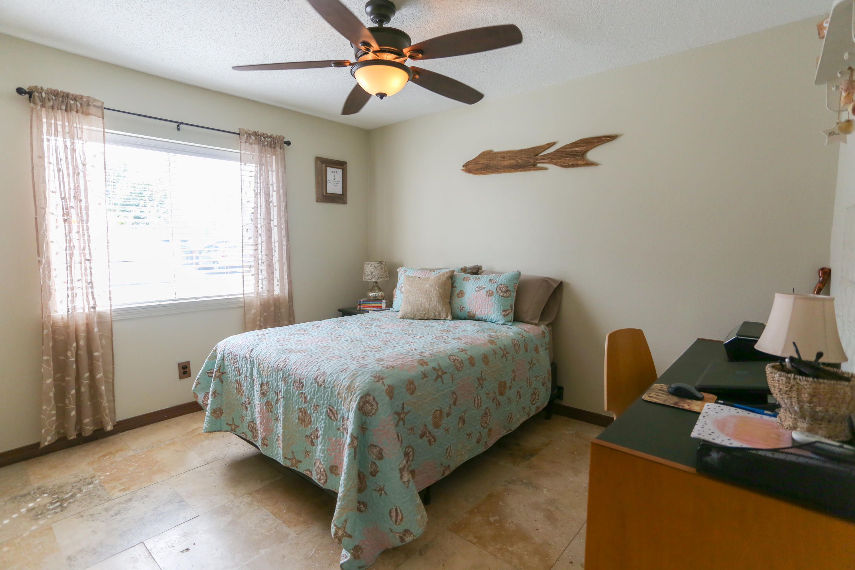 FINISTERRA CONDO - Residential