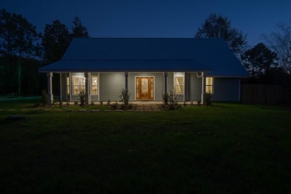 NO RECORDED SUBDIVISION - Residential