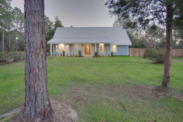 NO RECORDED SUBDIVISION - Residential